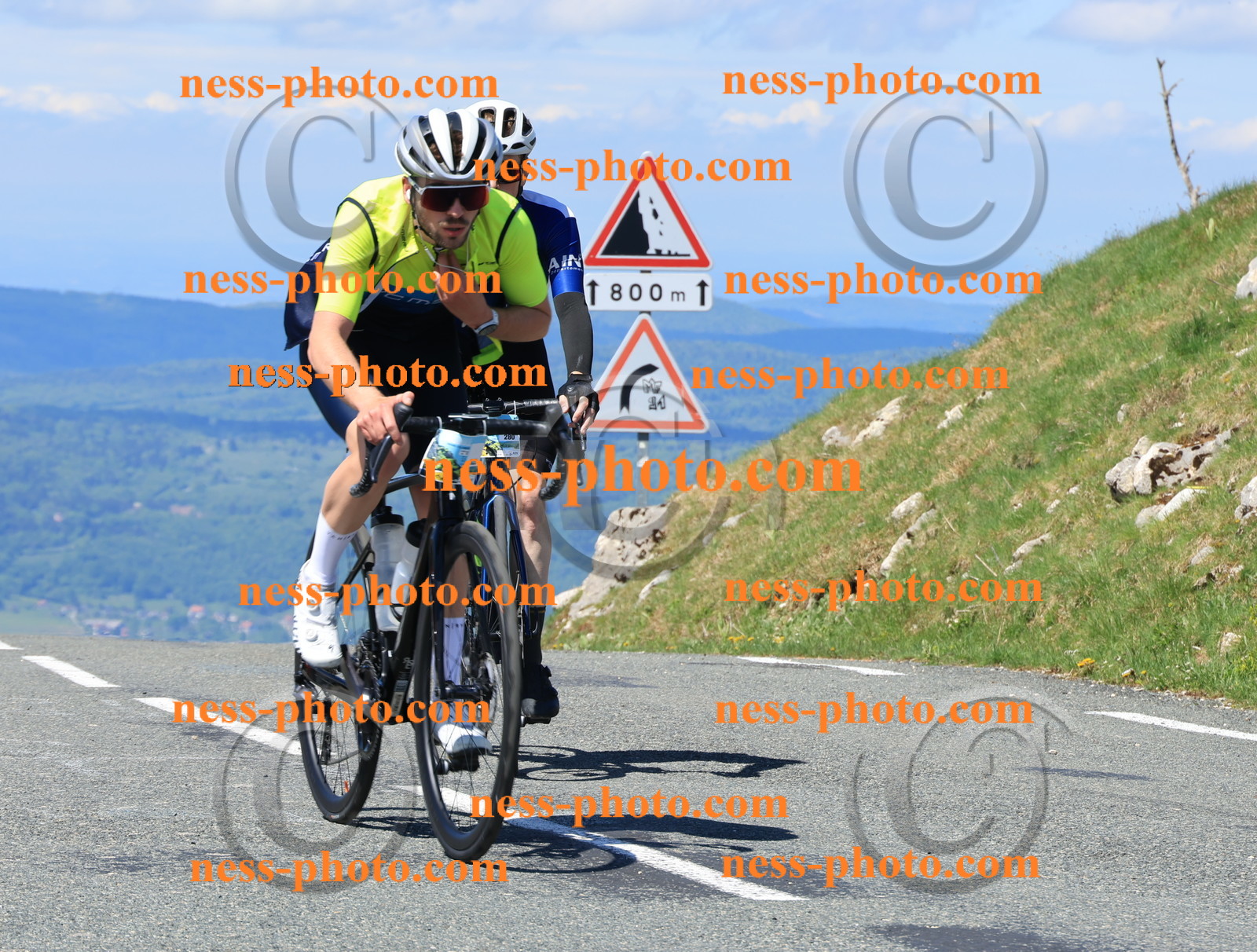 Col du Grand Colombier (1705).JPG