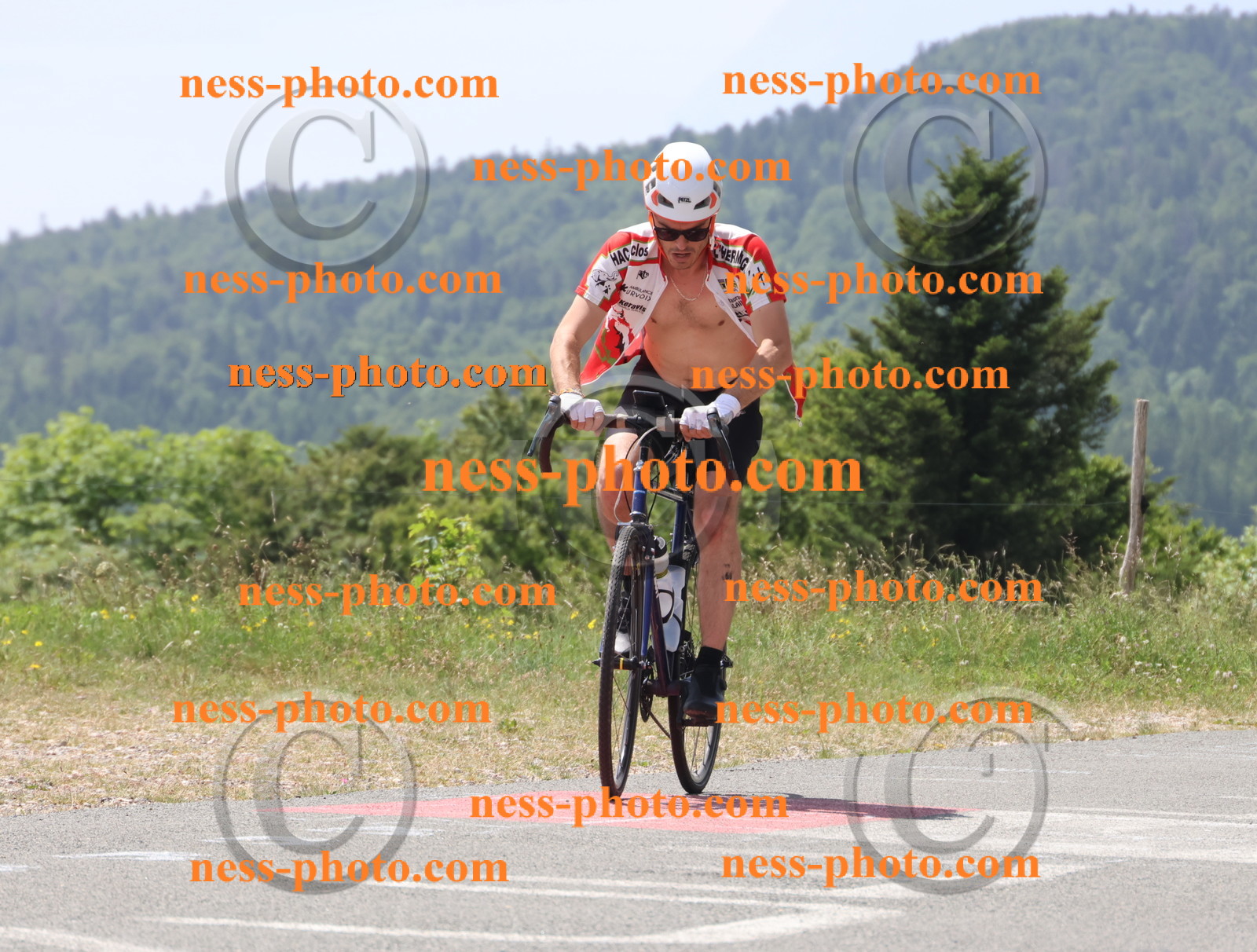 Col du grand Colombier (2140).JPG