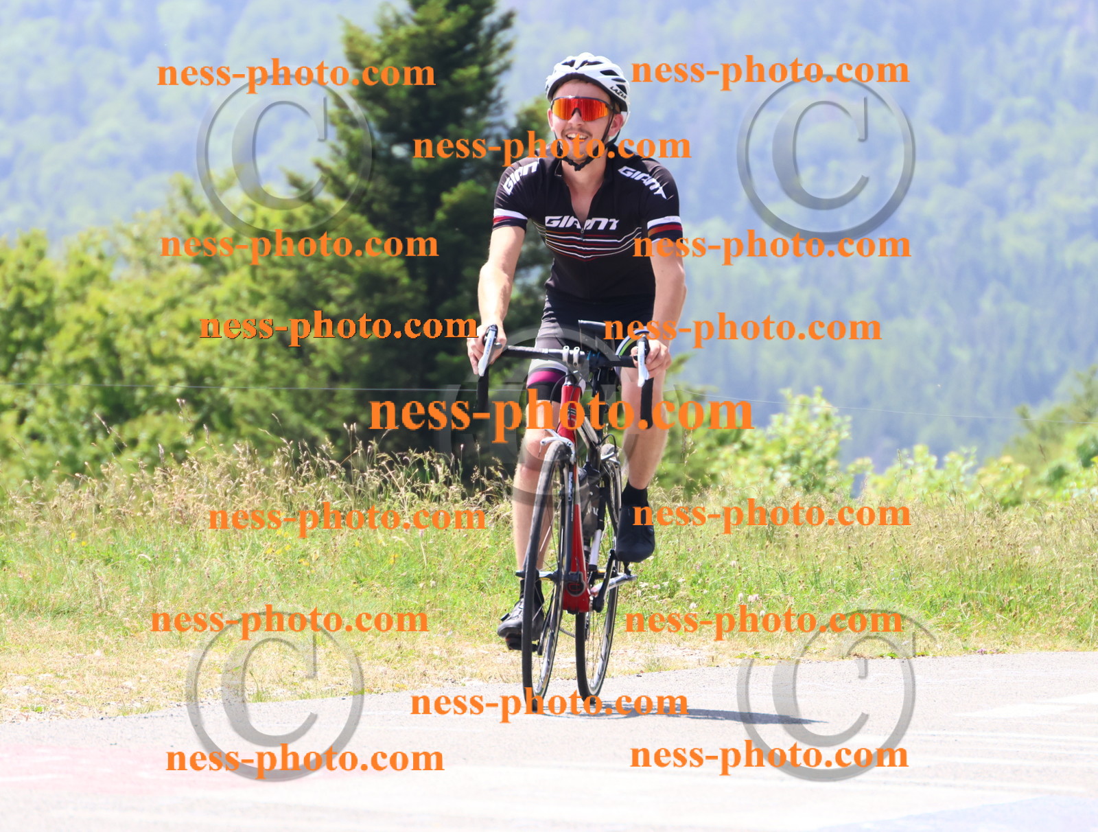 Col du grand Colombier (2432).JPG