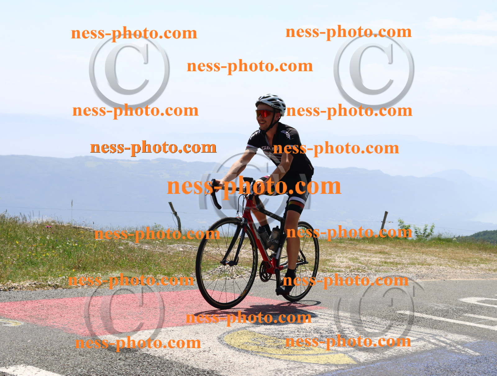 Col du grand Colombier (2438).JPG