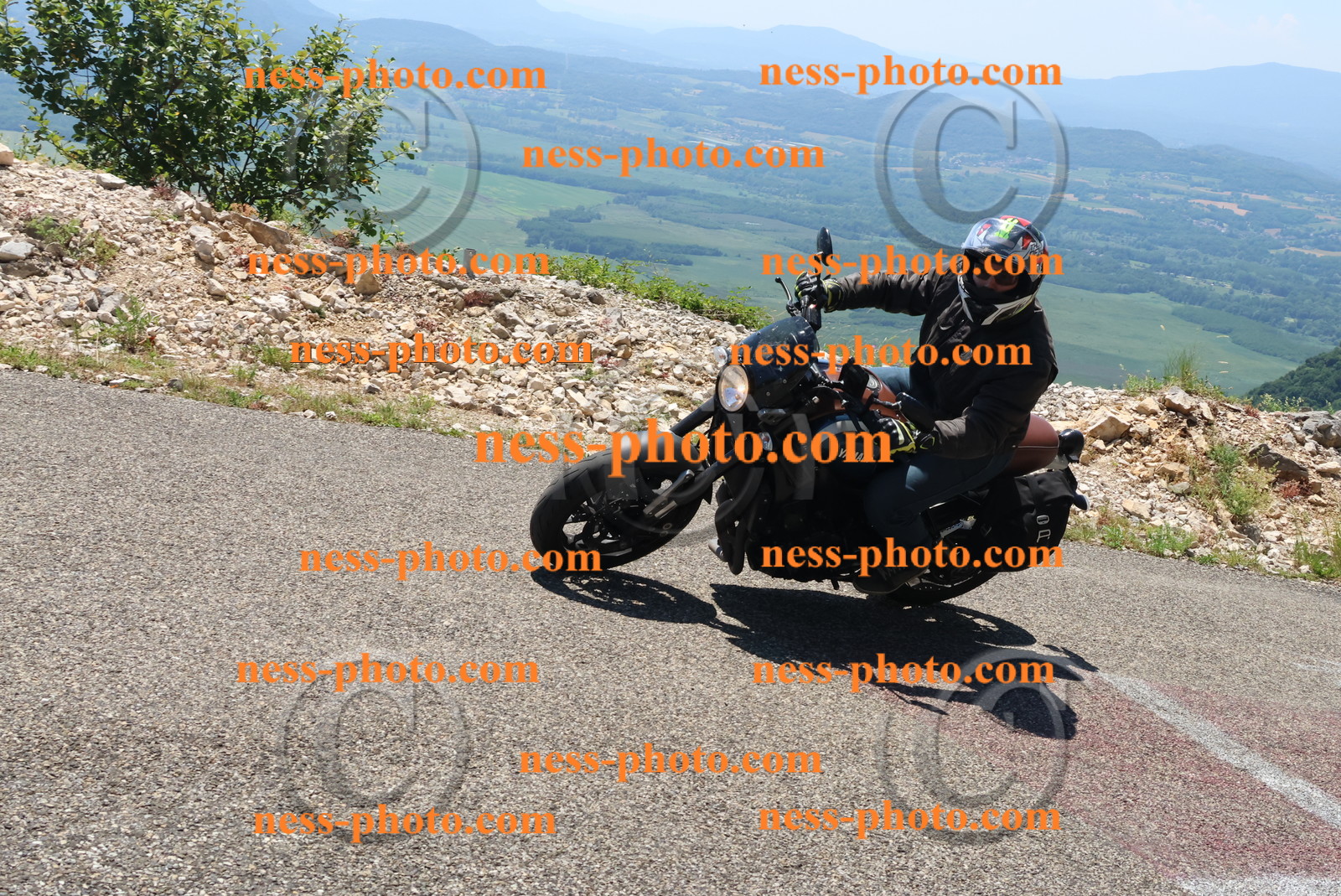 Col du Grand Colombier (129).JPG