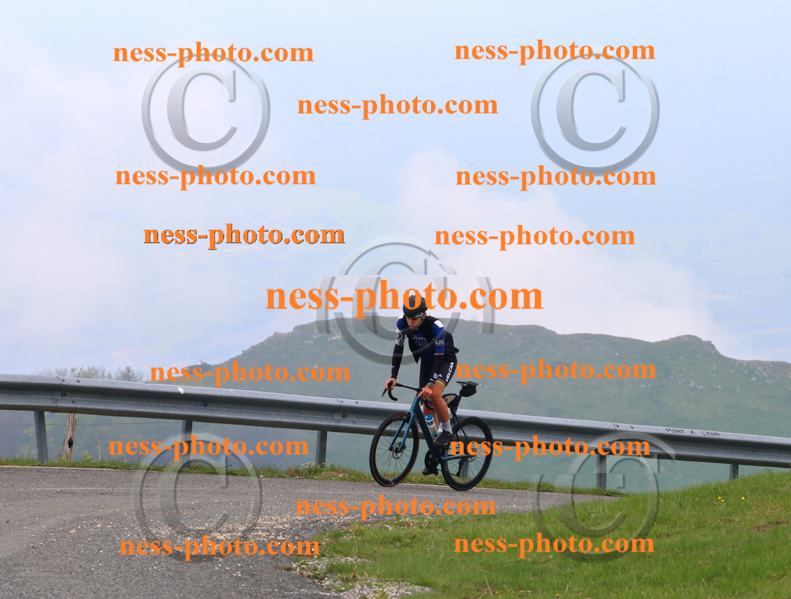 Col du Grand Colombier (310).JPG