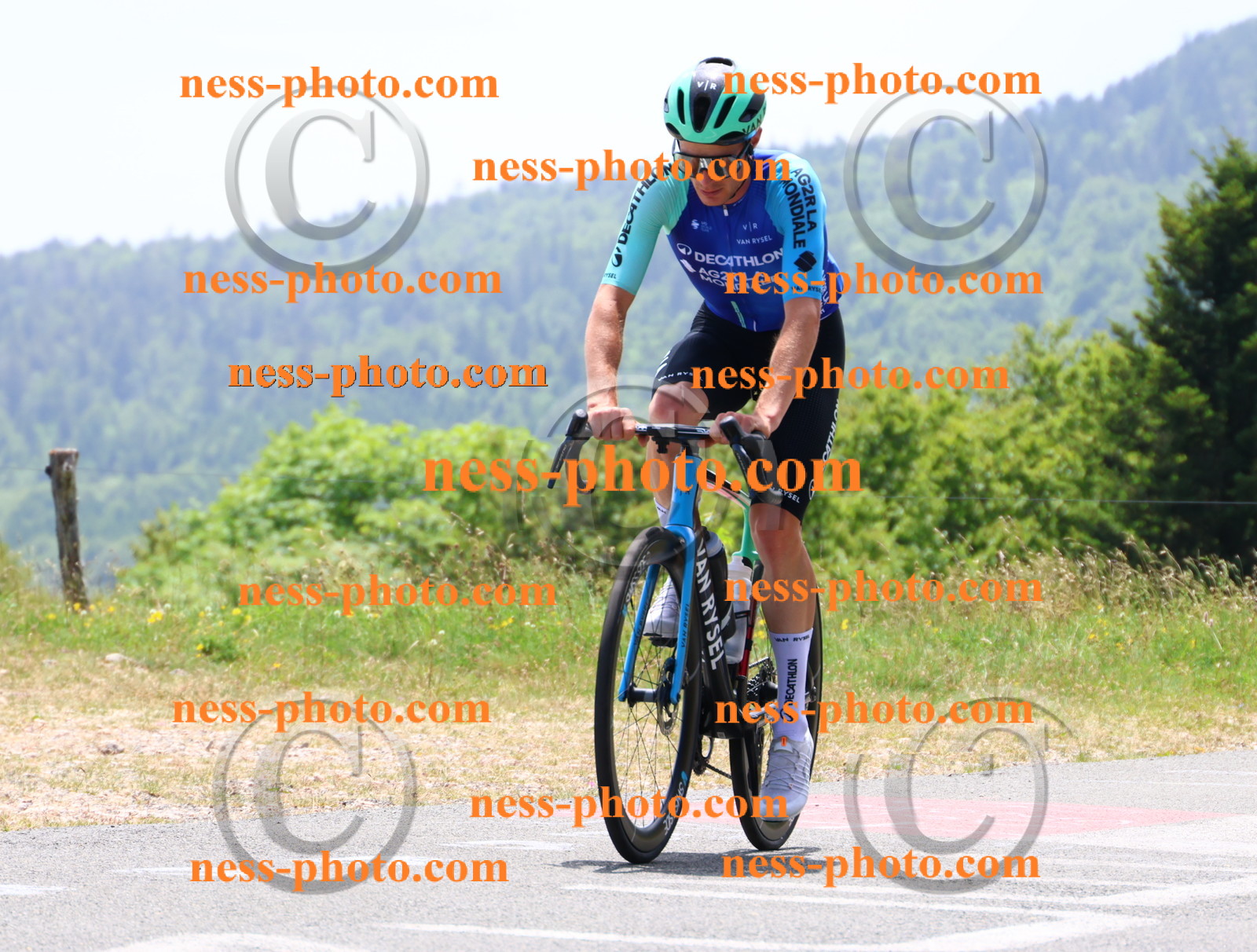 Col du grand Colombier (2911).JPG