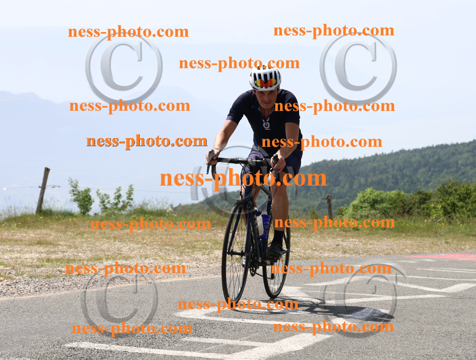 Col du grand Colombier (1672).JPG