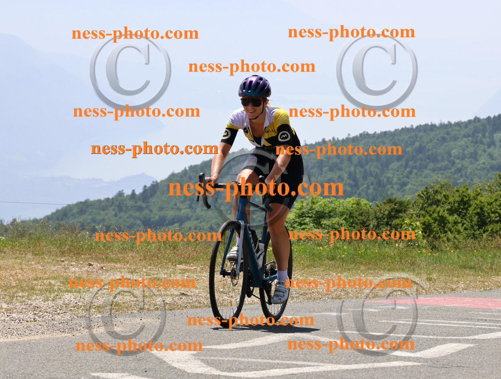 Col du grand Colombier (2725).JPG