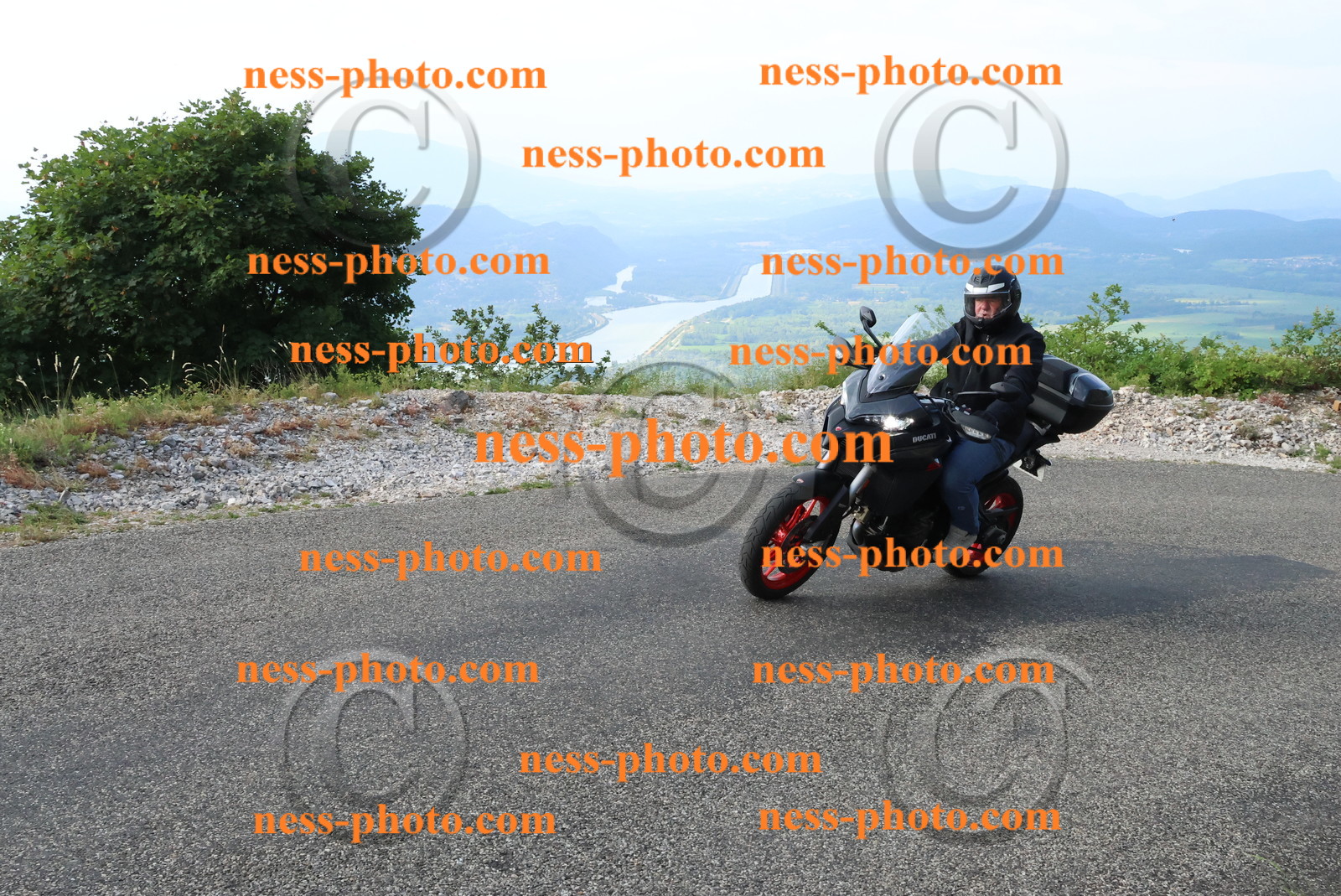 Col du Grand Colombier (14).JPG