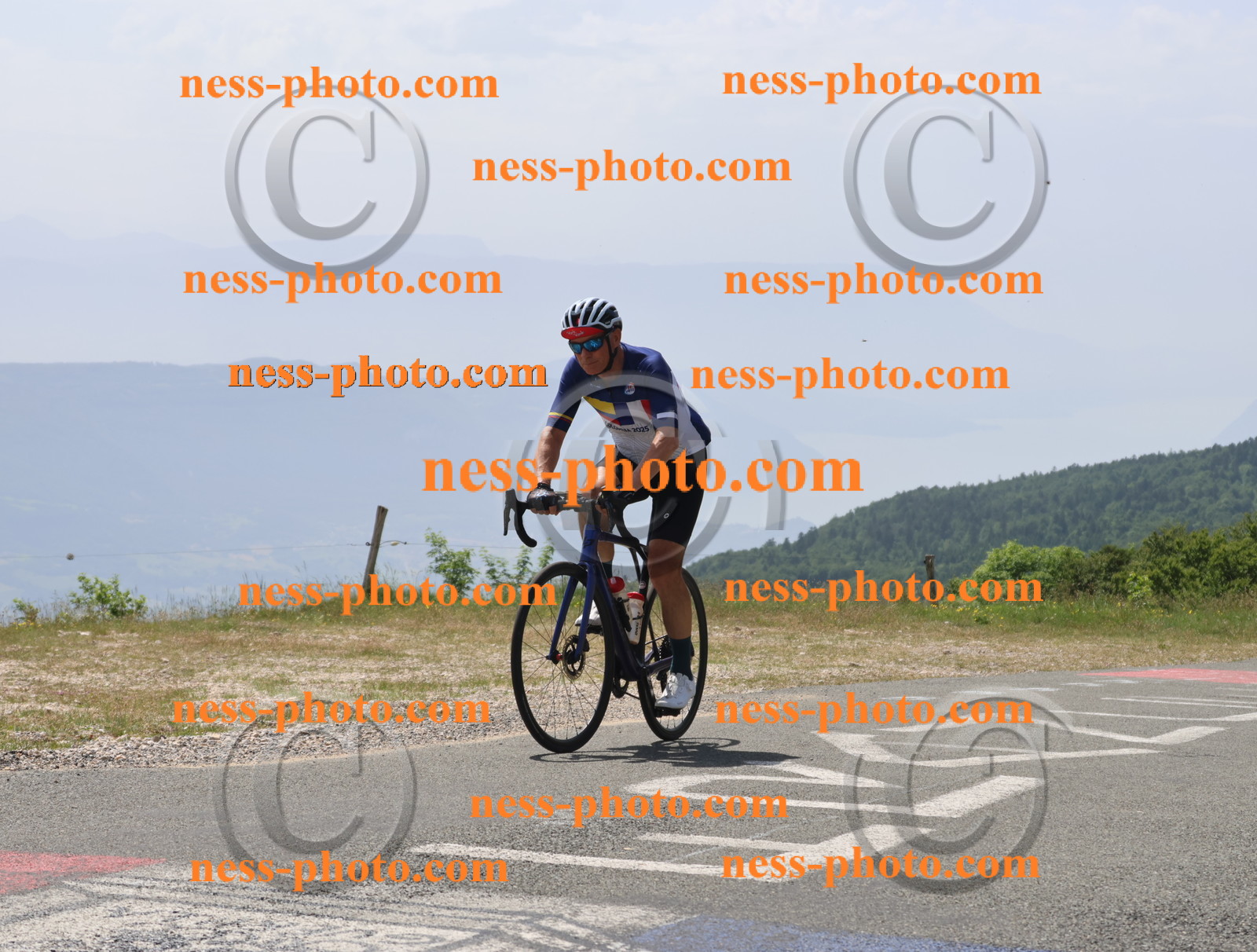 Col du grand Colombier (2174).JPG