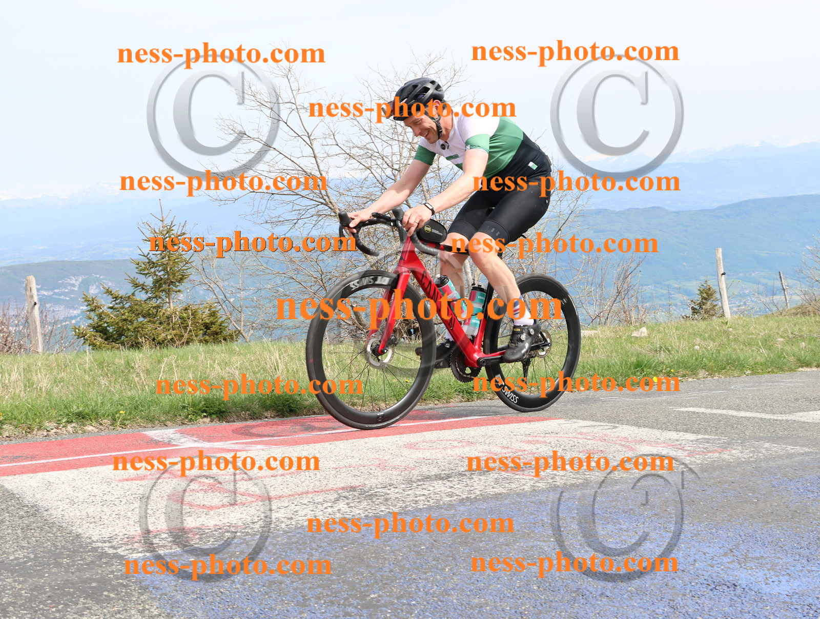 Col du Grand Colombier (1131).JPG