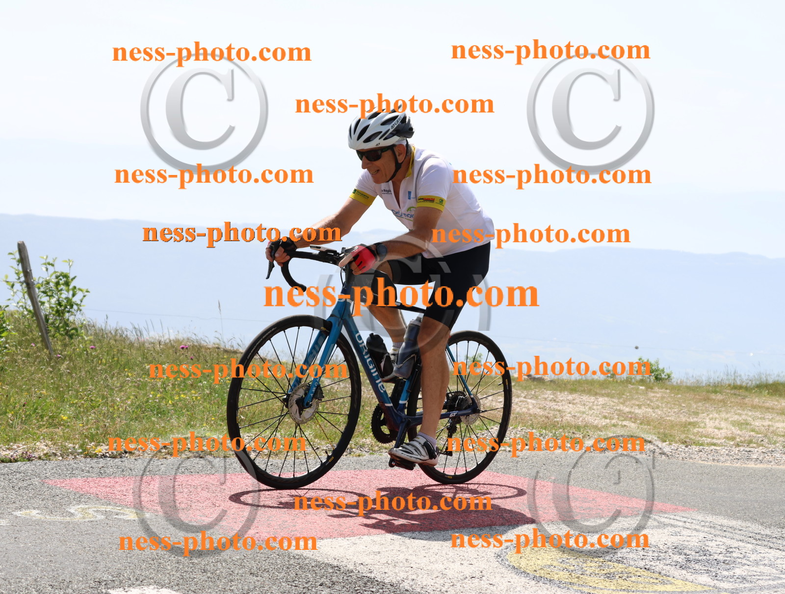 Col du grand Colombier (1725).JPG