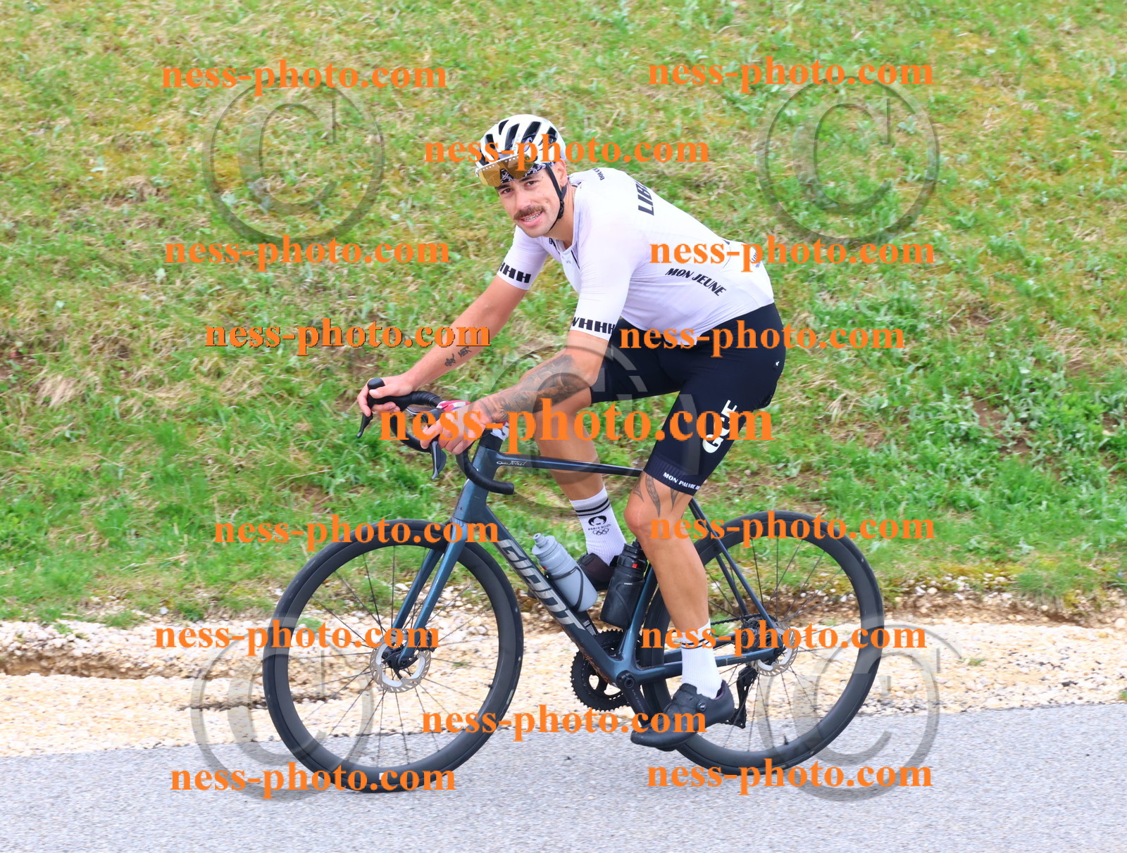 Col du Grand Colombier (400).JPG