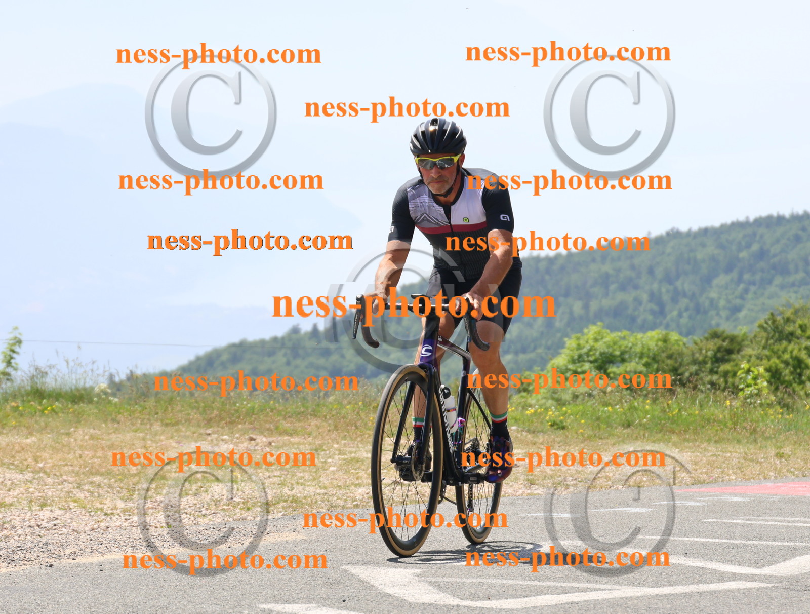 Col du grand Colombier (2317).JPG