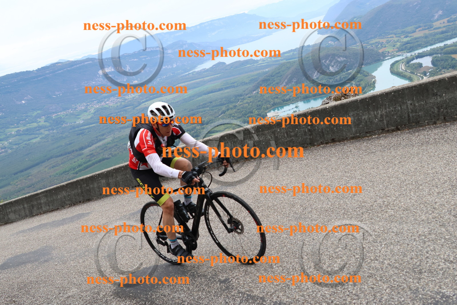 Col du Grand Colombier (1276).JPG