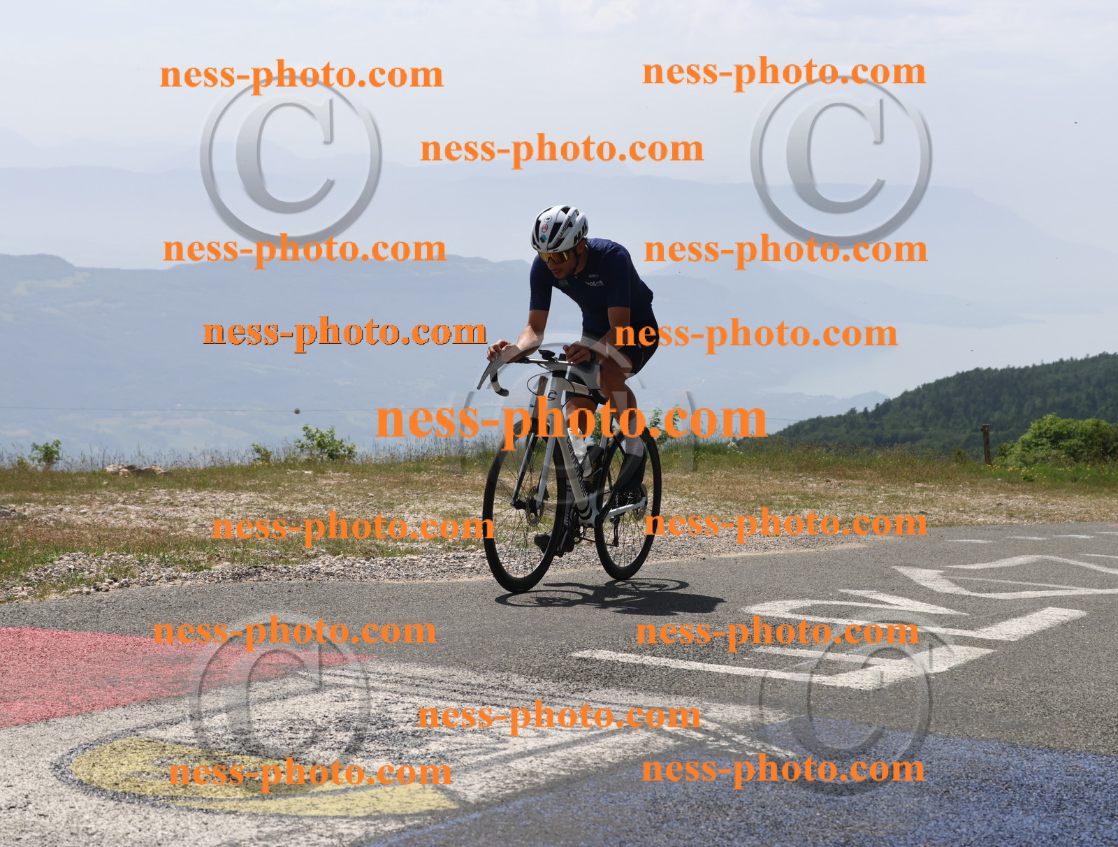 Col du grand Colombier (2104).JPG