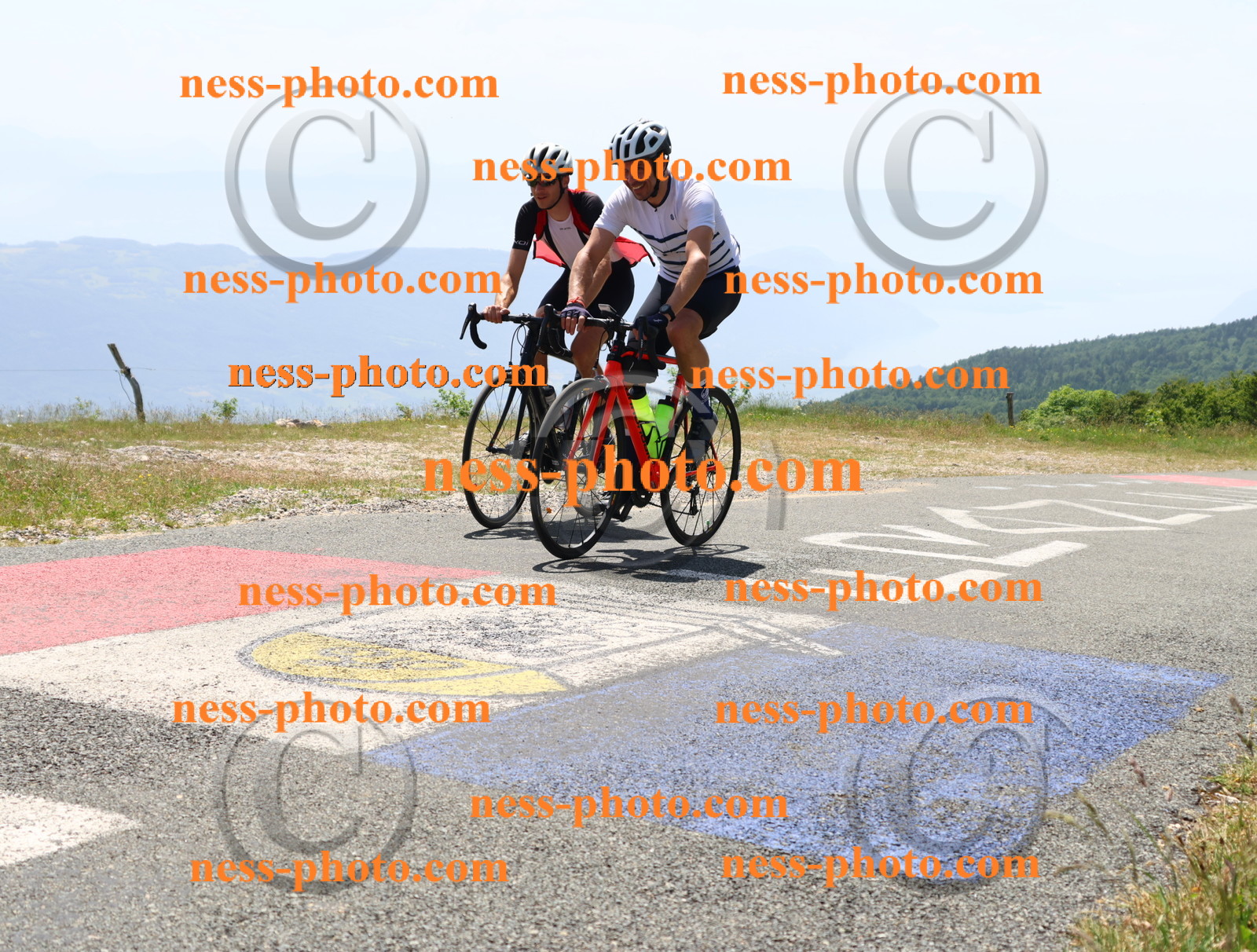 Col du grand Colombier (2600).JPG