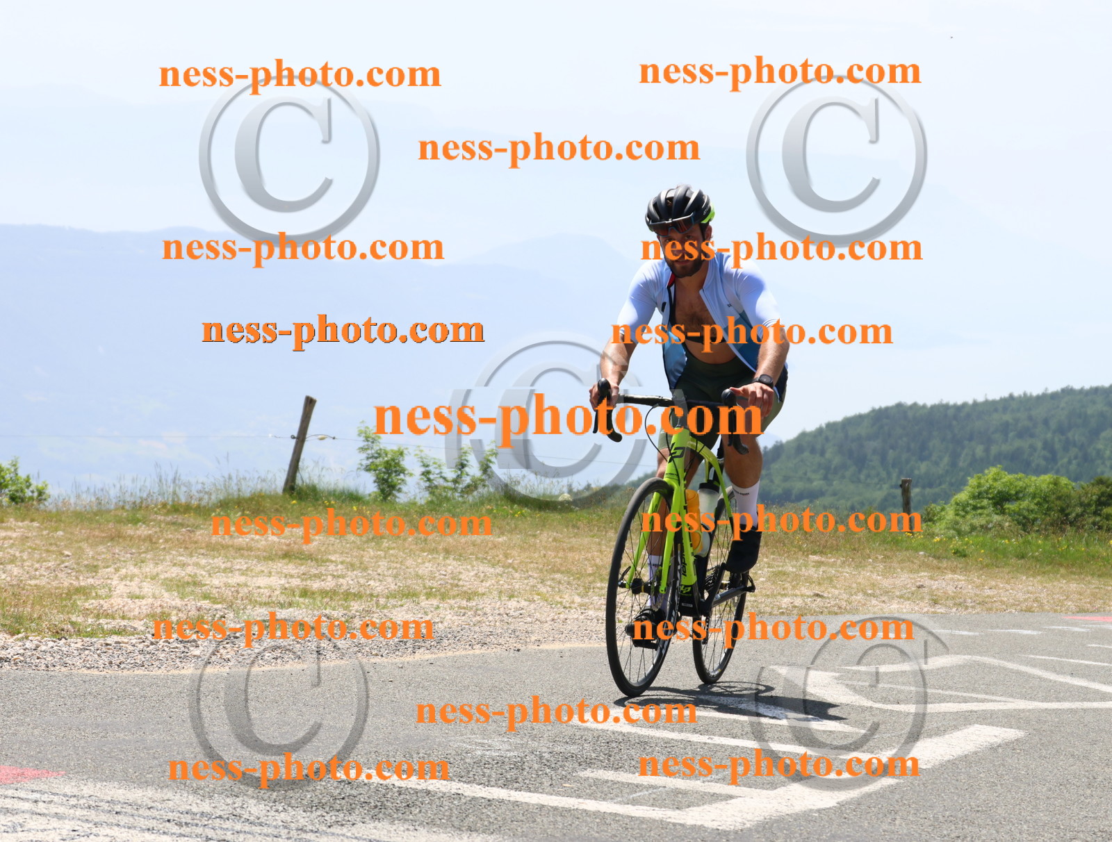 Col du grand Colombier (2469).JPG