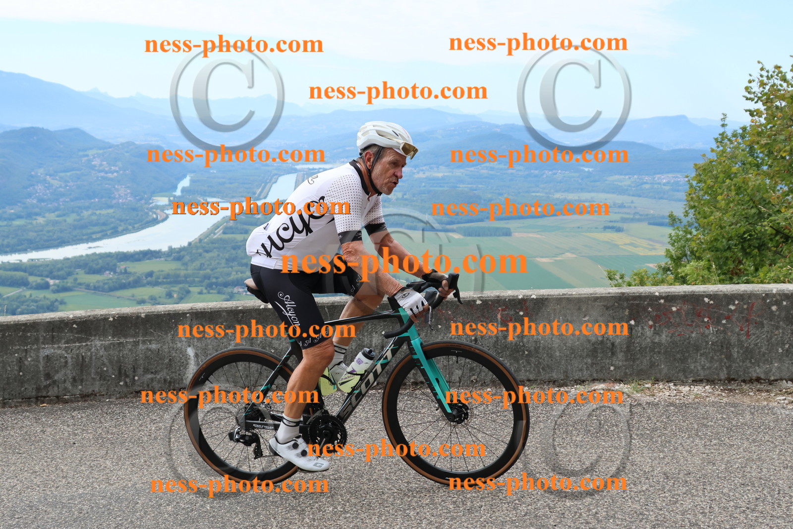 Col du Grand Colombier (181).JPG