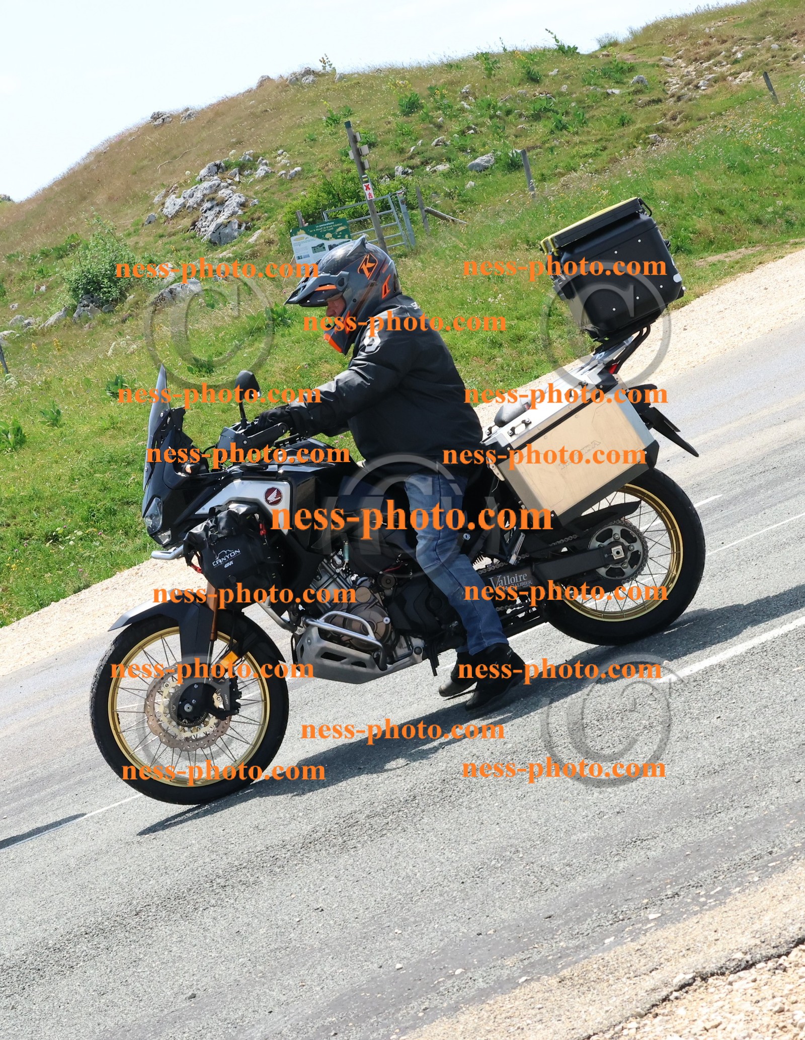 Col du Grand Colombier (111).JPG