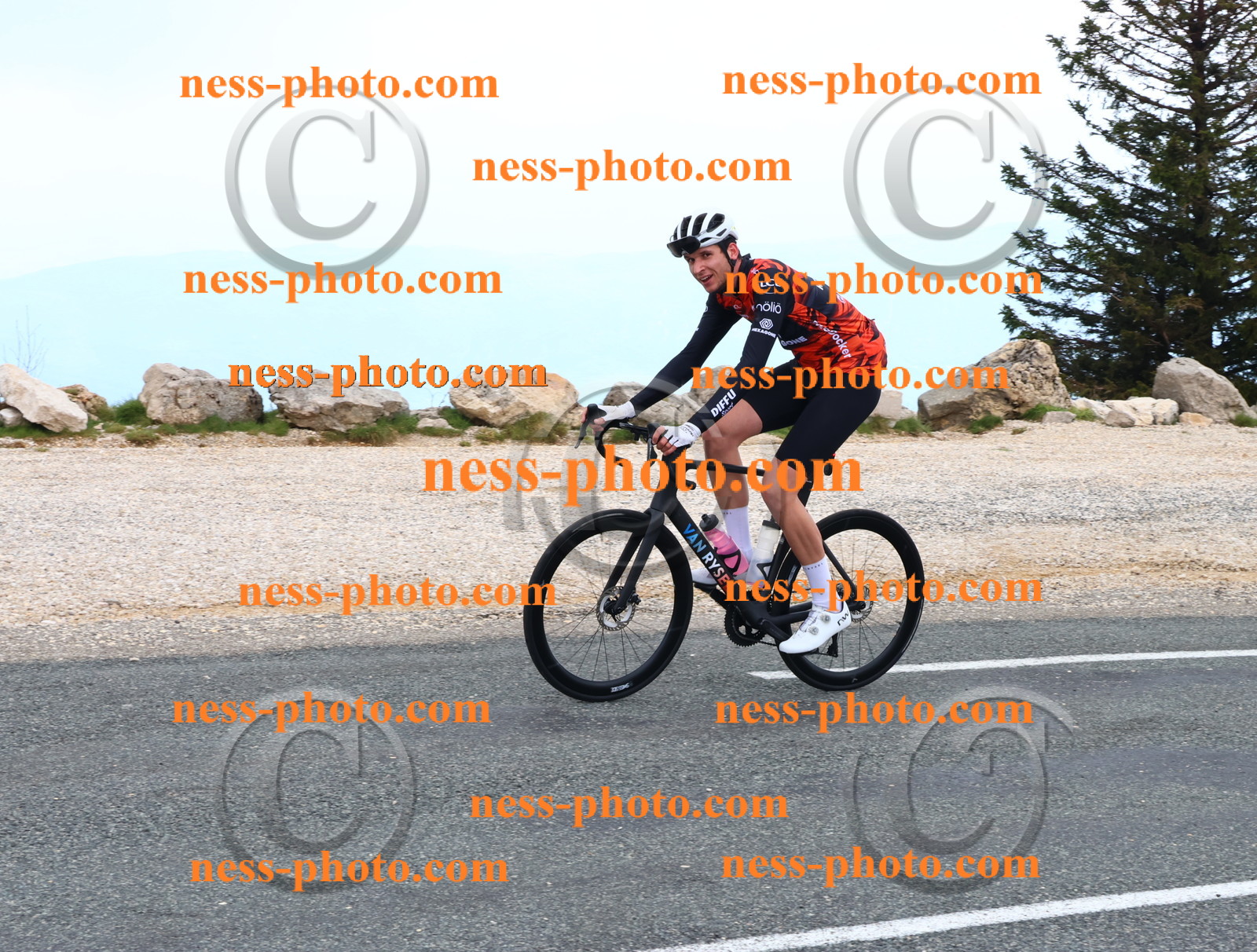 Col du Grand Colombier (182).JPG