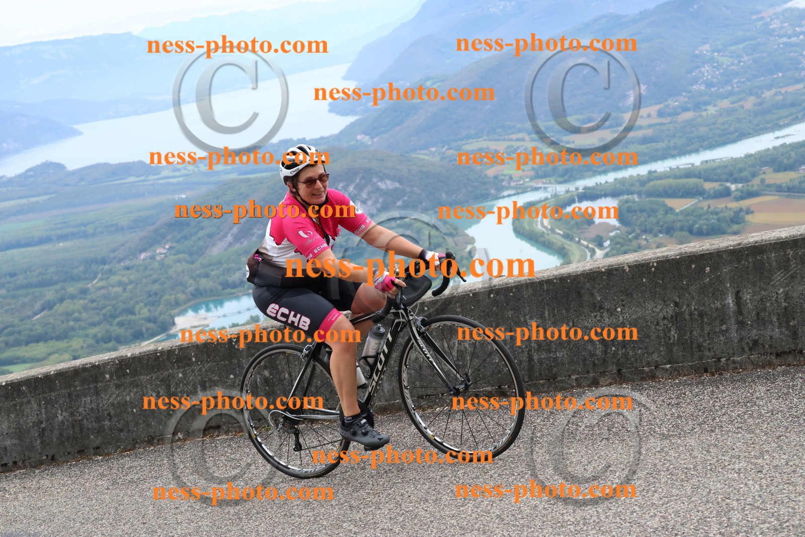 Col du Grand Colombier (1181).JPG