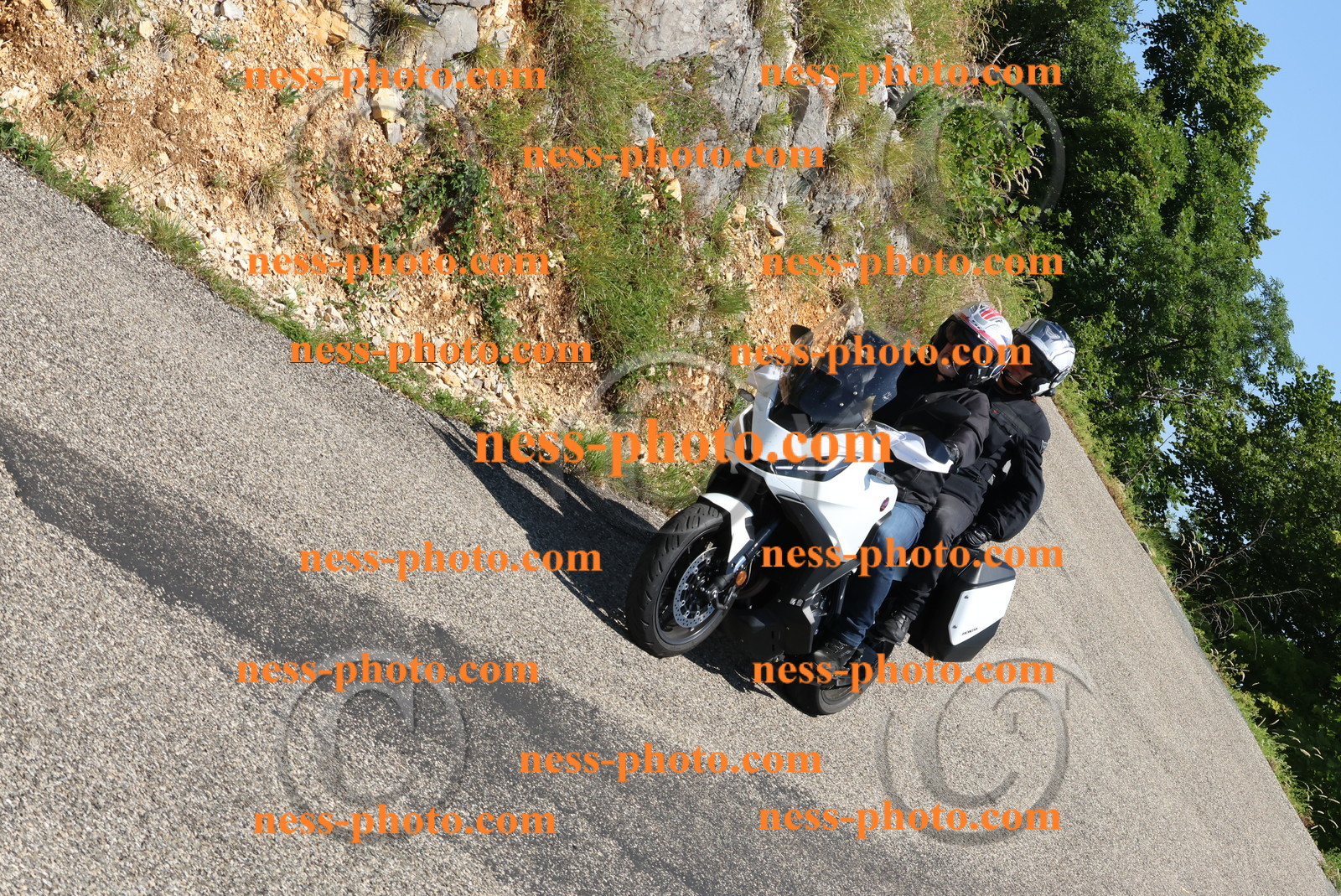 Col du Grand Colombier (62).JPG