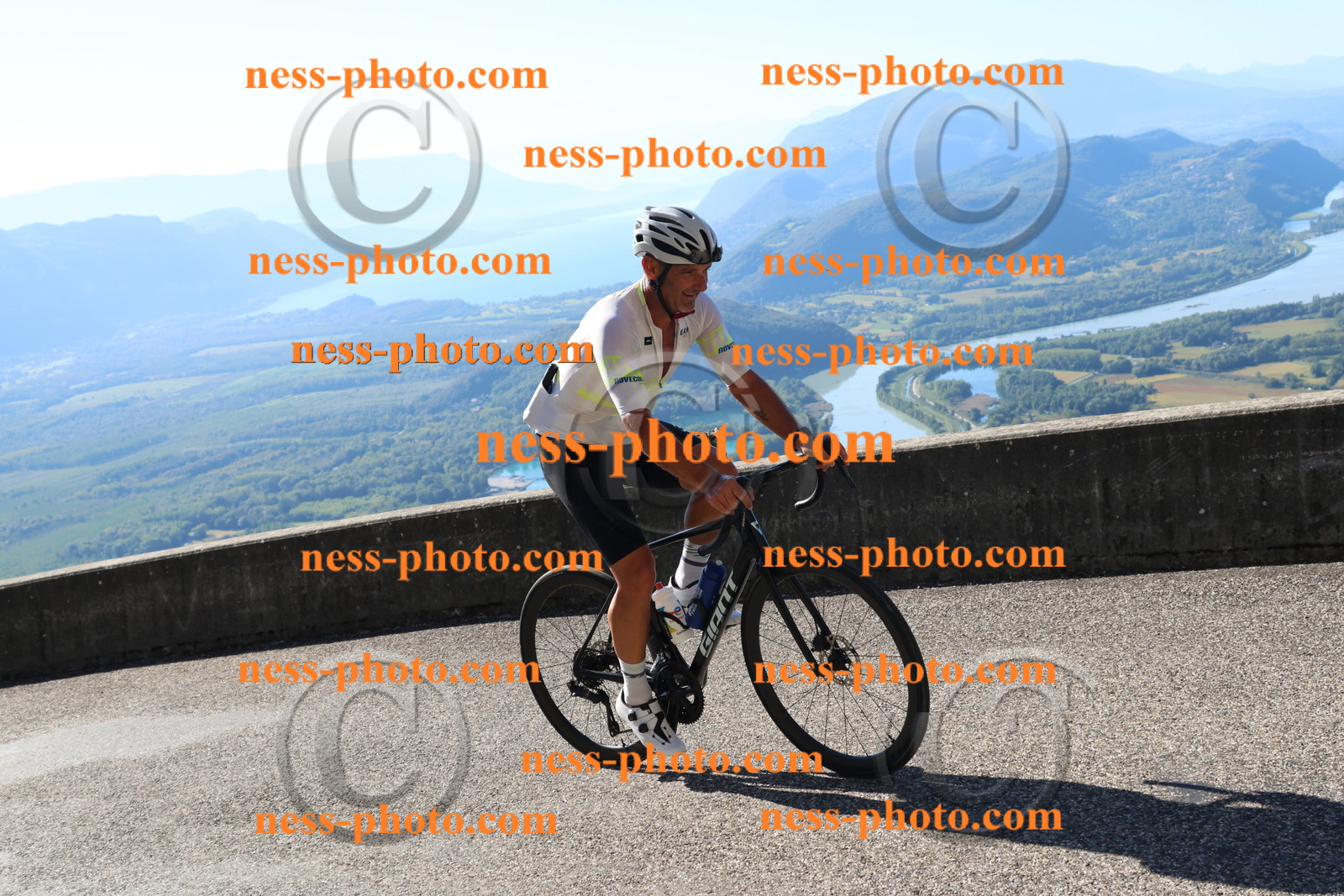 Col du Grand Colombier (109).JPG