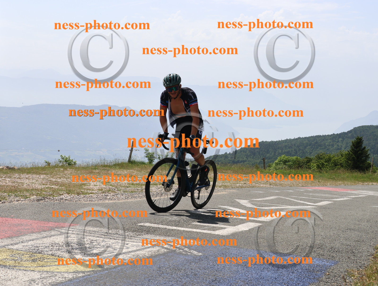 Col du grand Colombier (2061).JPG