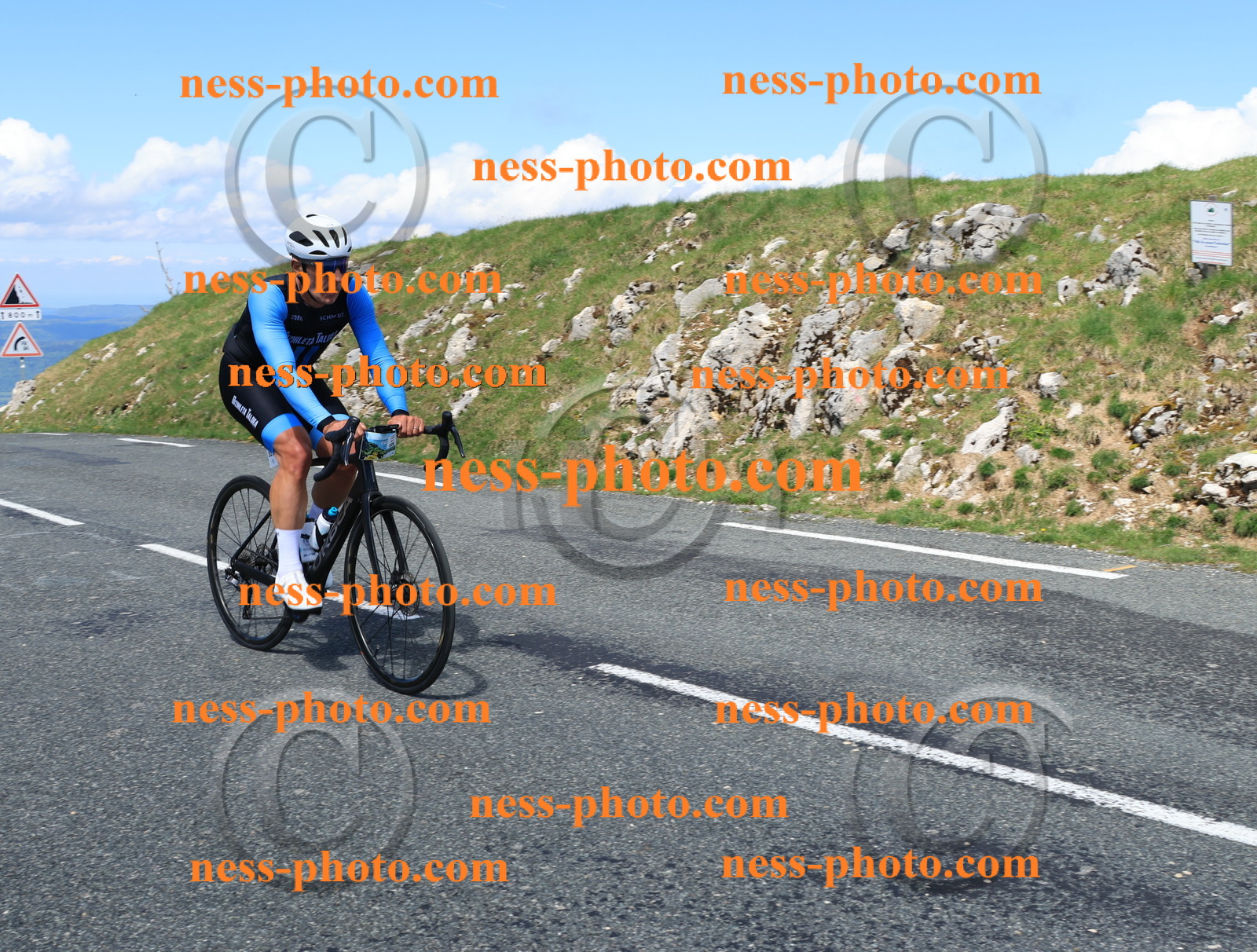 Col du Grand Colombier (1375).JPG