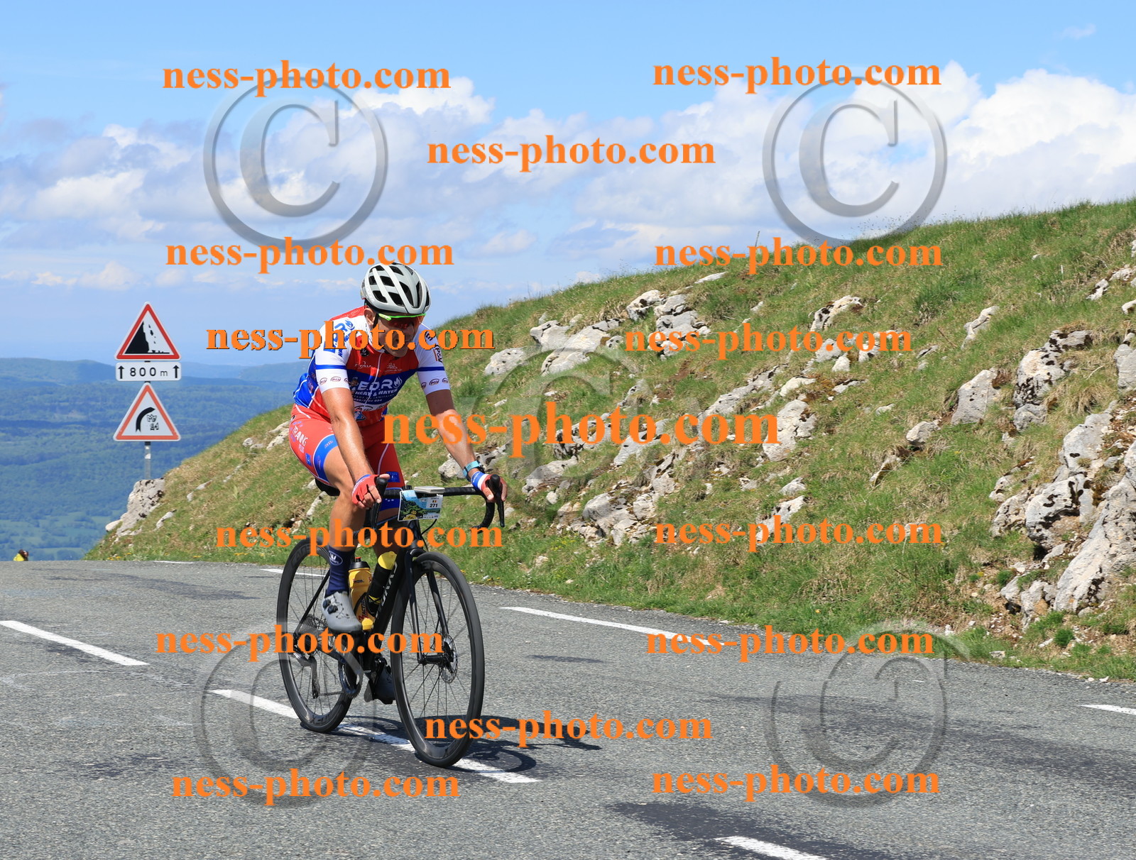 Col du Grand Colombier (1560).JPG