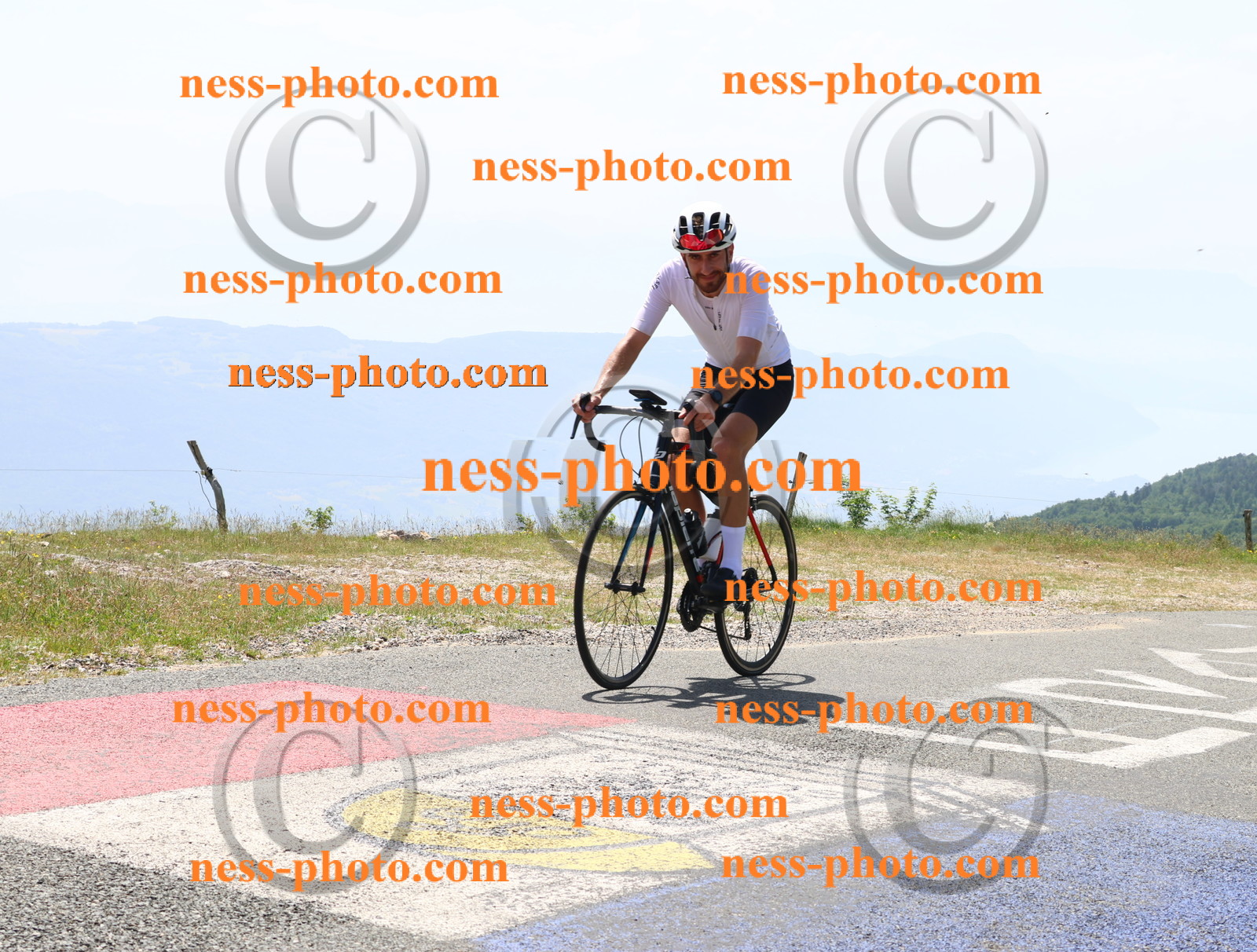 Col du grand Colombier (2241).JPG