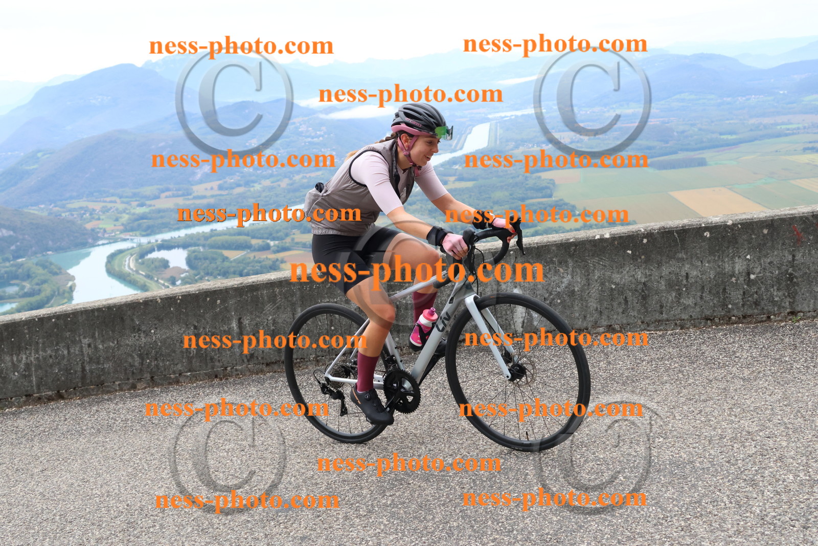 Col du Grand Colombier (1394).JPG