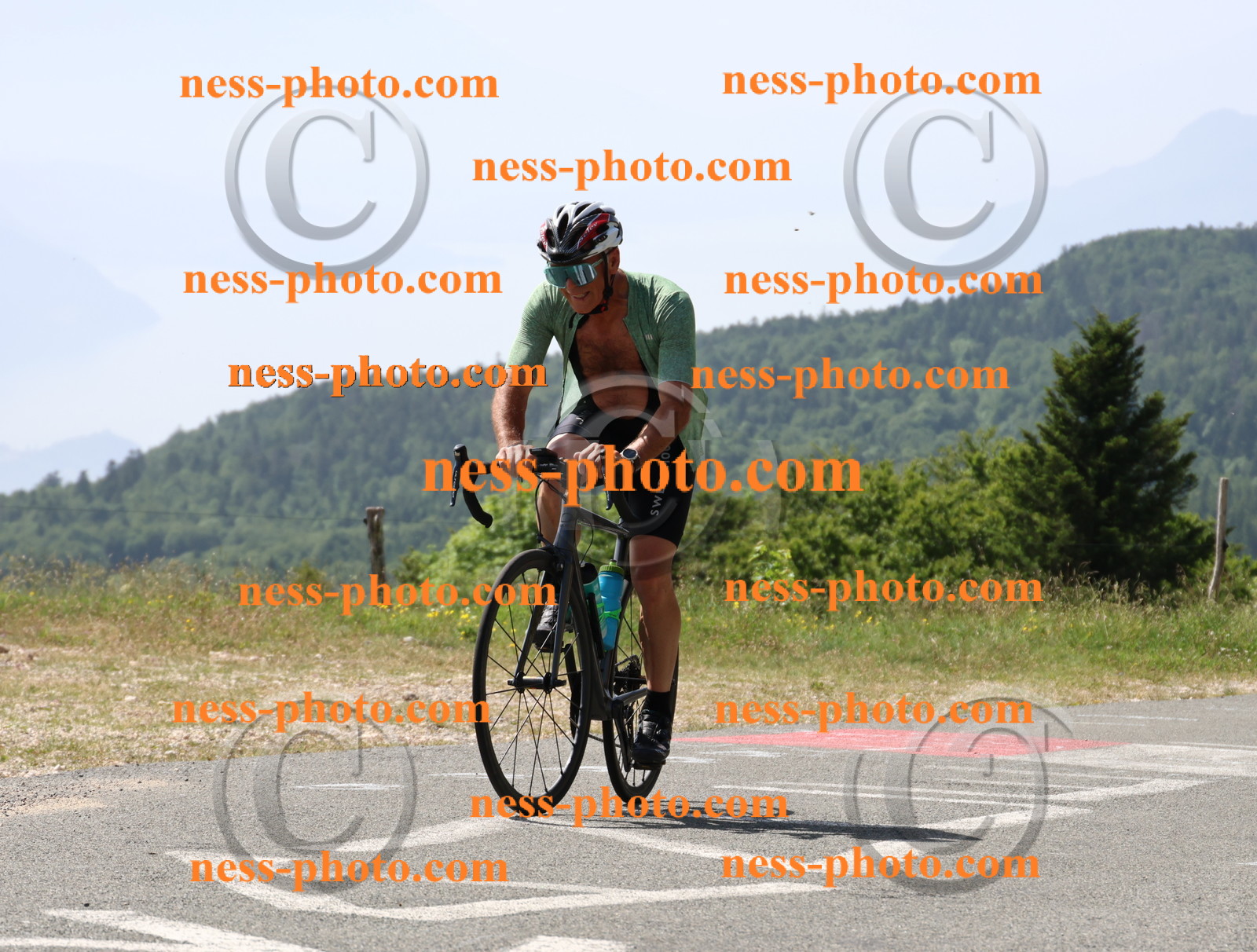 Col du grand Colombier (1440).JPG