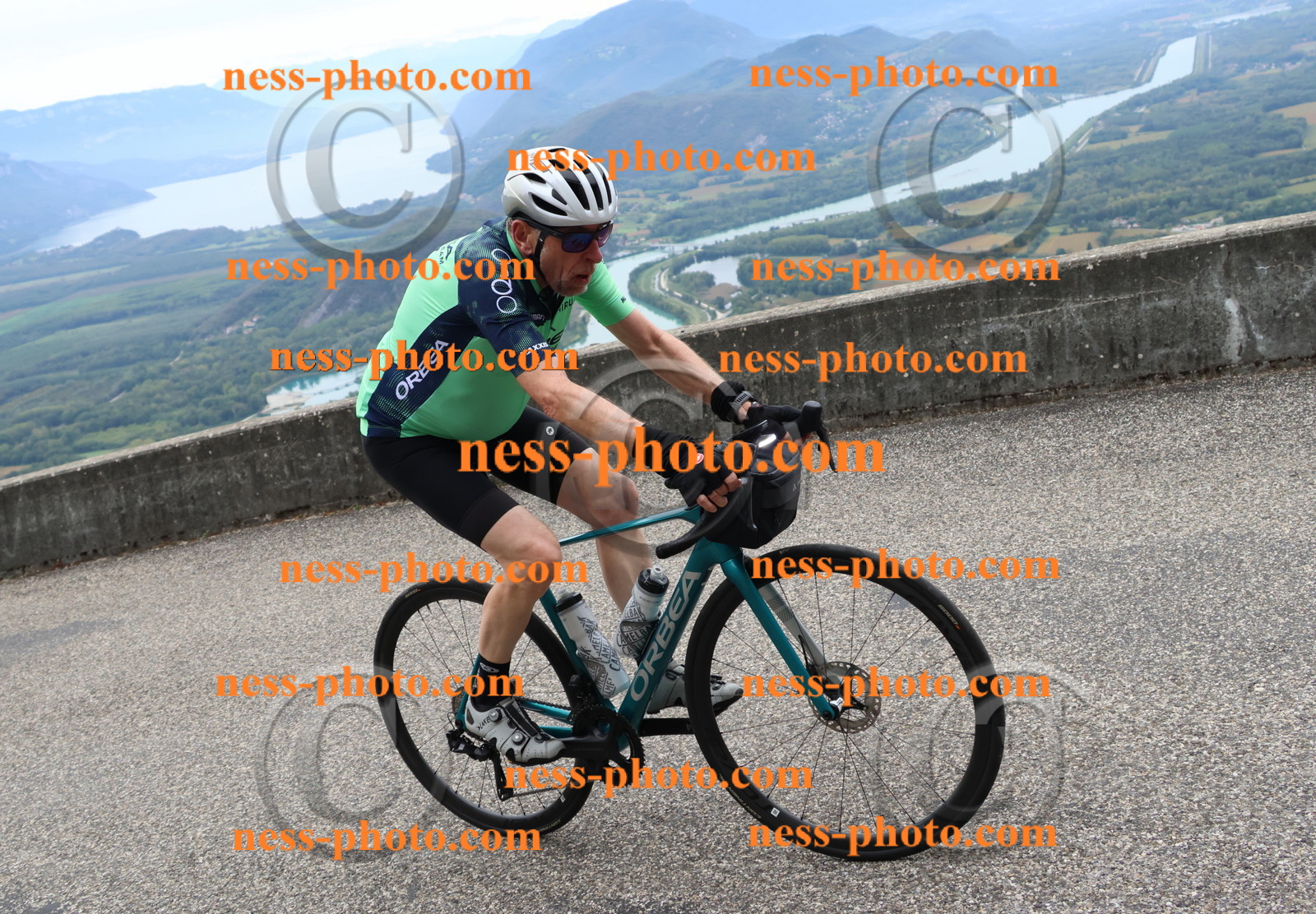 Col du Grand Colombier (1707).JPG