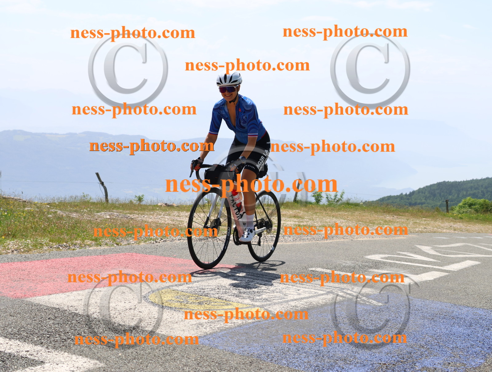 Col du grand Colombier (2356).JPG