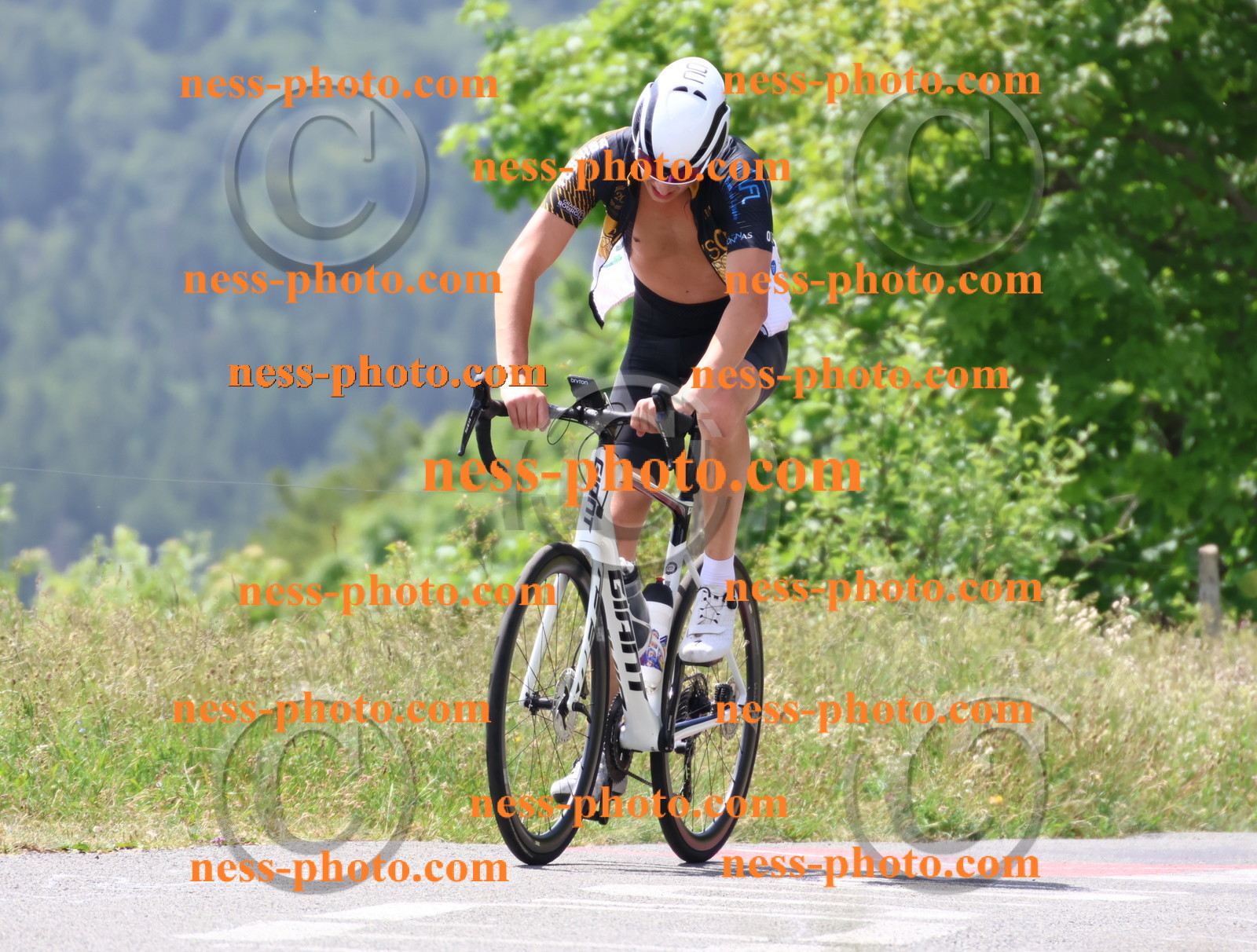 Col du grand Colombier (1955).JPG