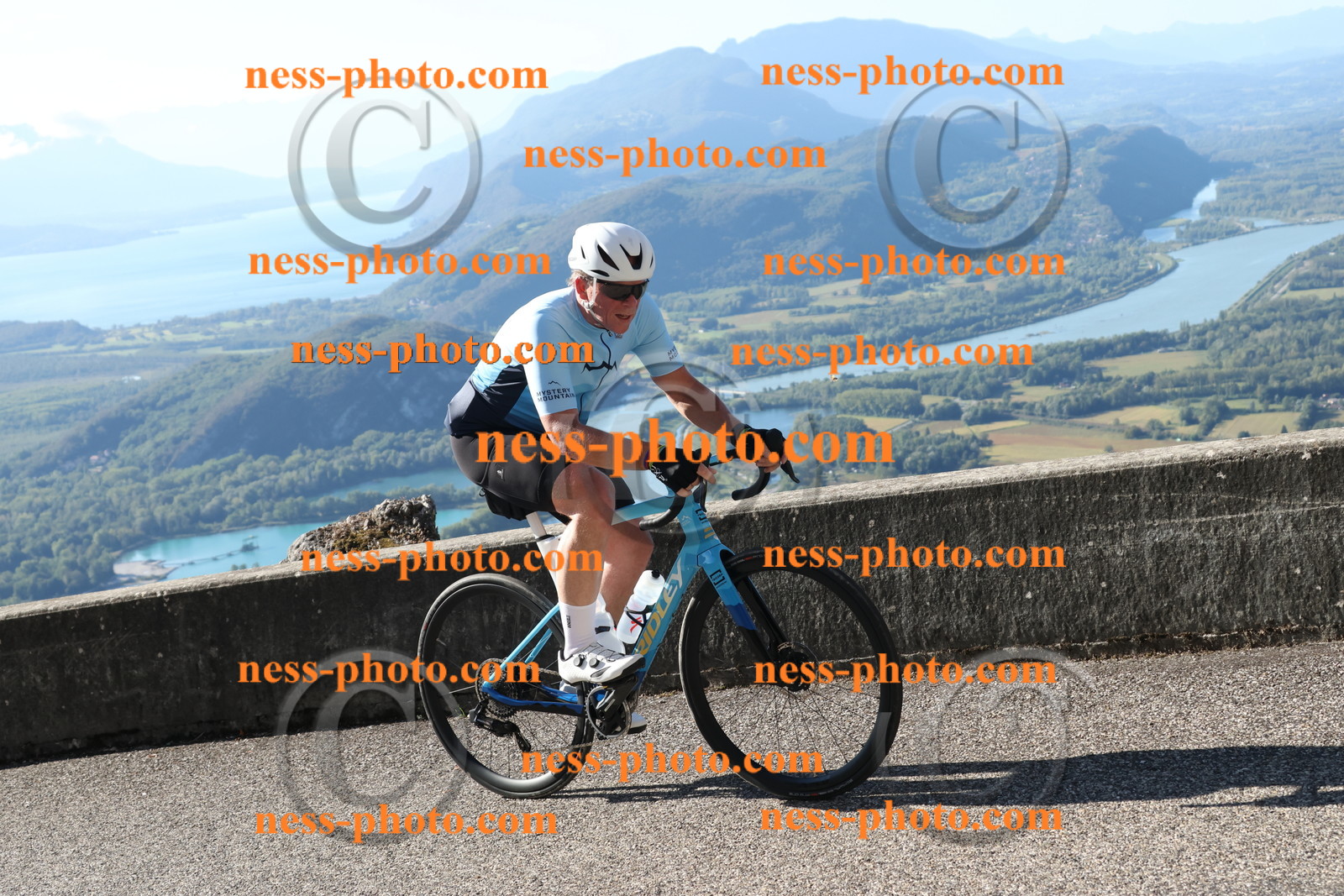 Col du Grand Colombier (183).JPG