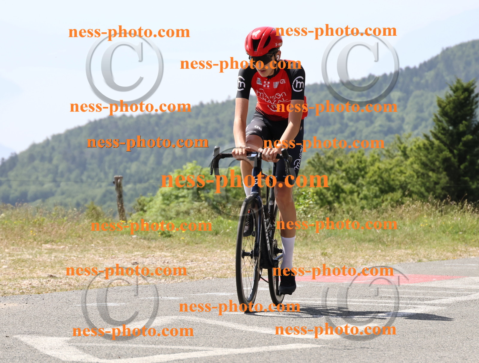 Col du grand Colombier (1364).JPG