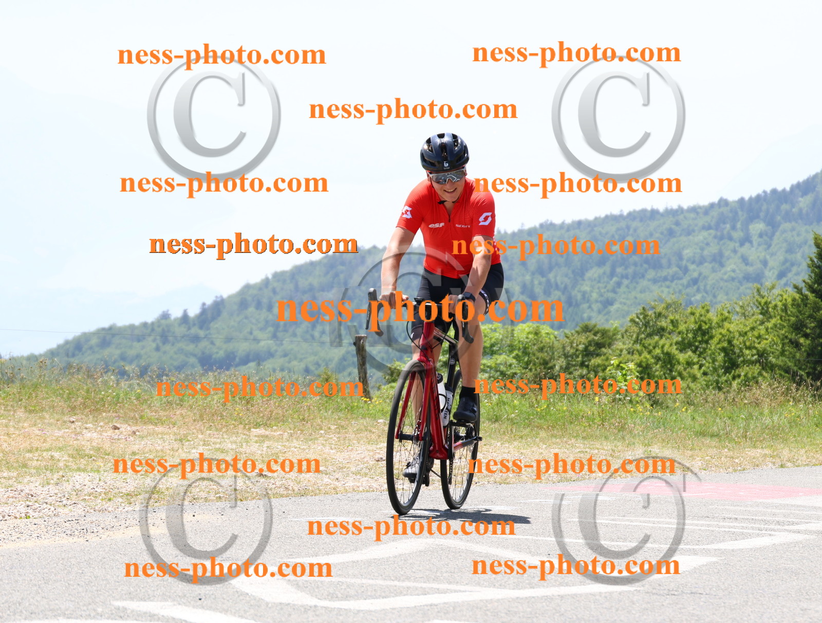 Col du grand Colombier (2705).JPG