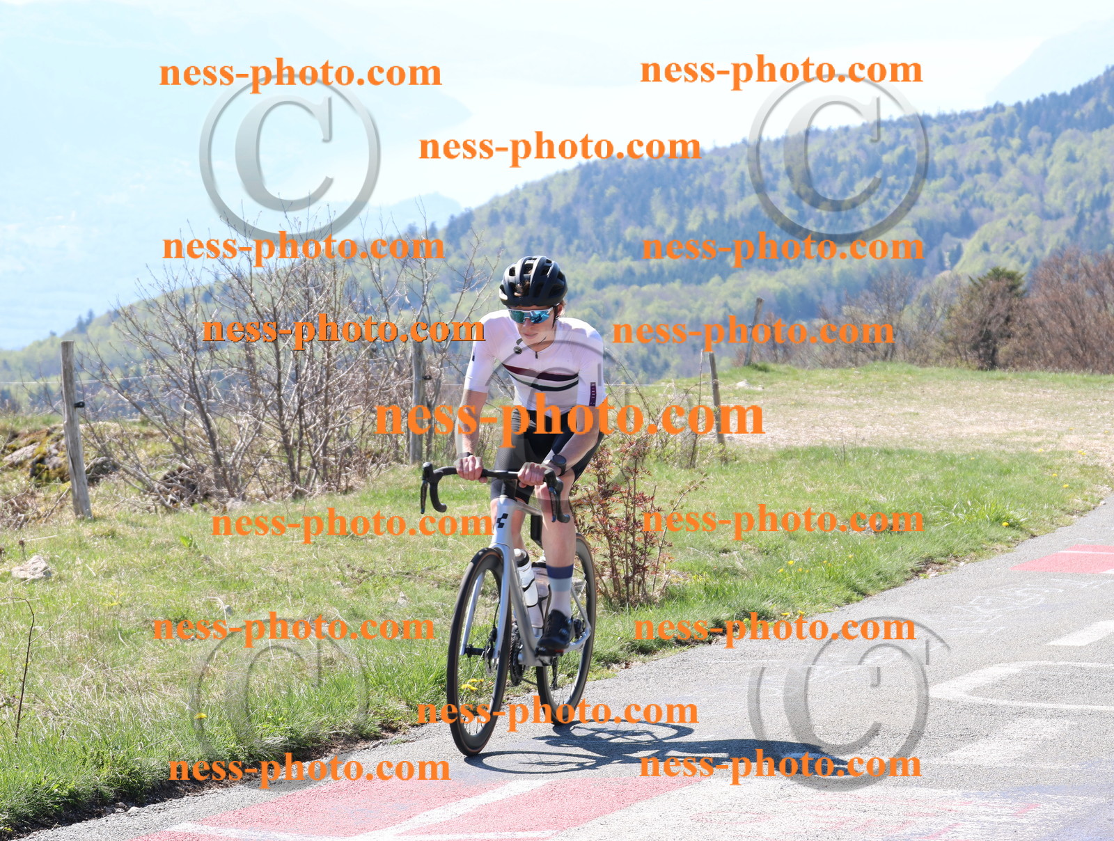 Col du Grand Colombier (44).JPG