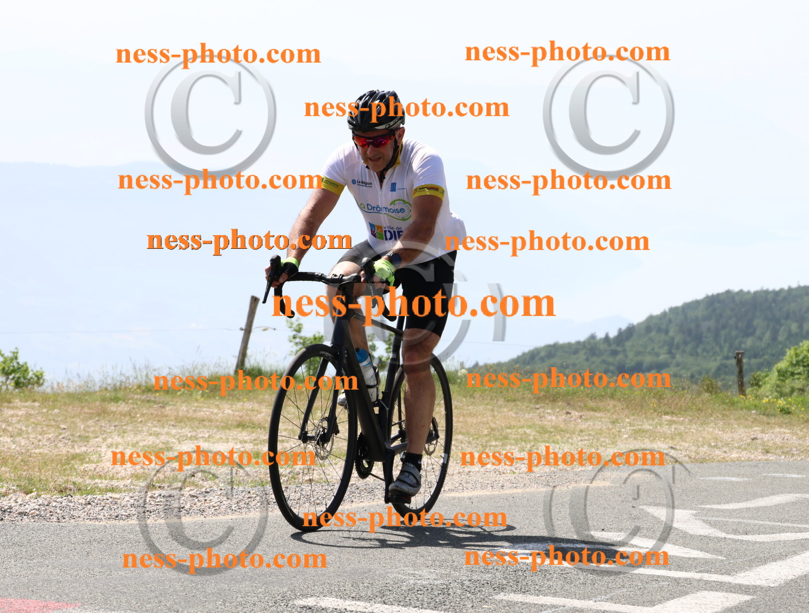 Col du grand Colombier (1330).JPG