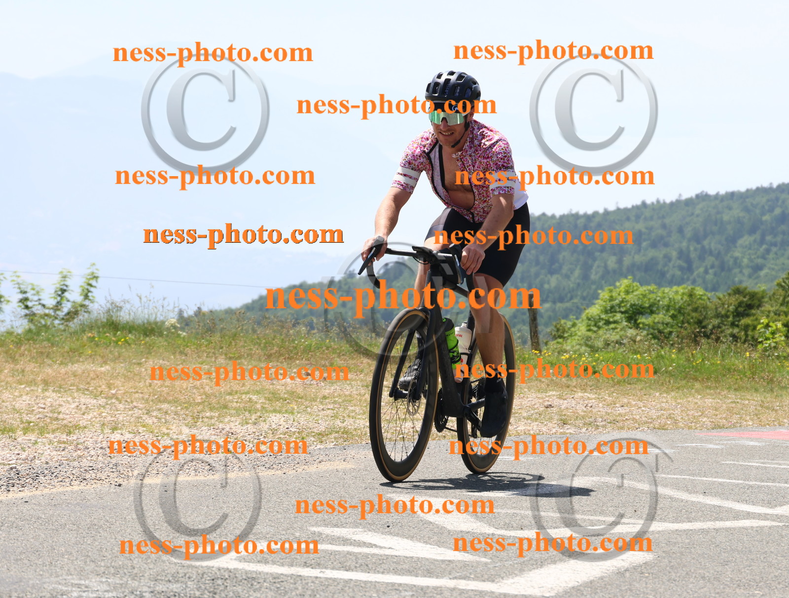 Col du grand Colombier (2330).JPG