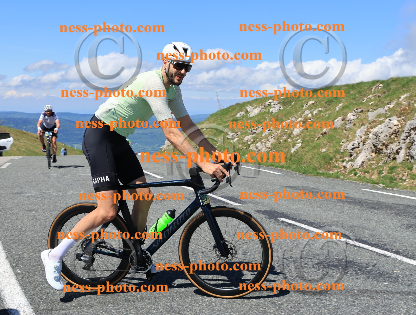 Col du Grand Colombier (1660).JPG