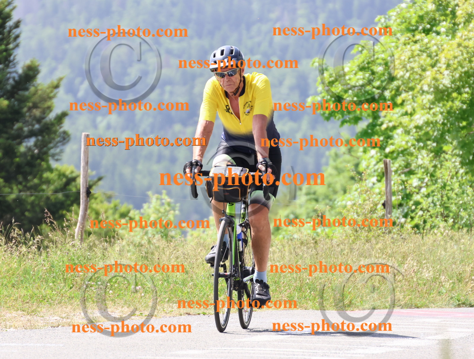 Col du grand Colombier (1581).JPG