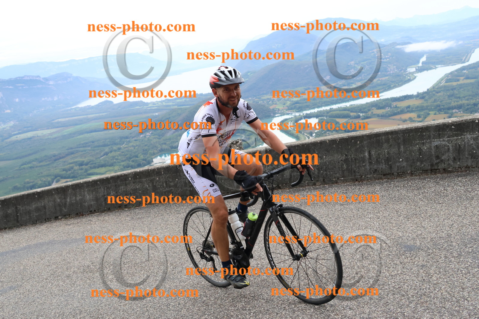 Col du Grand Colombier (585).JPG