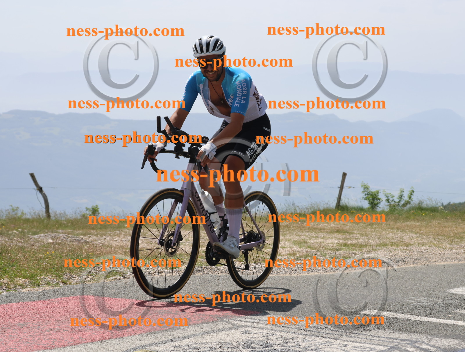 Col du grand Colombier (2131).JPG