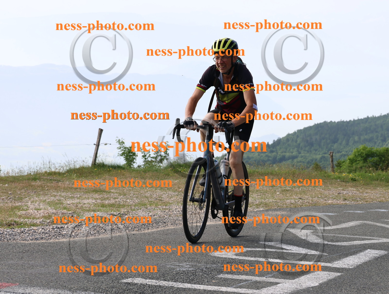 Col du grand Colombier (85).JPG