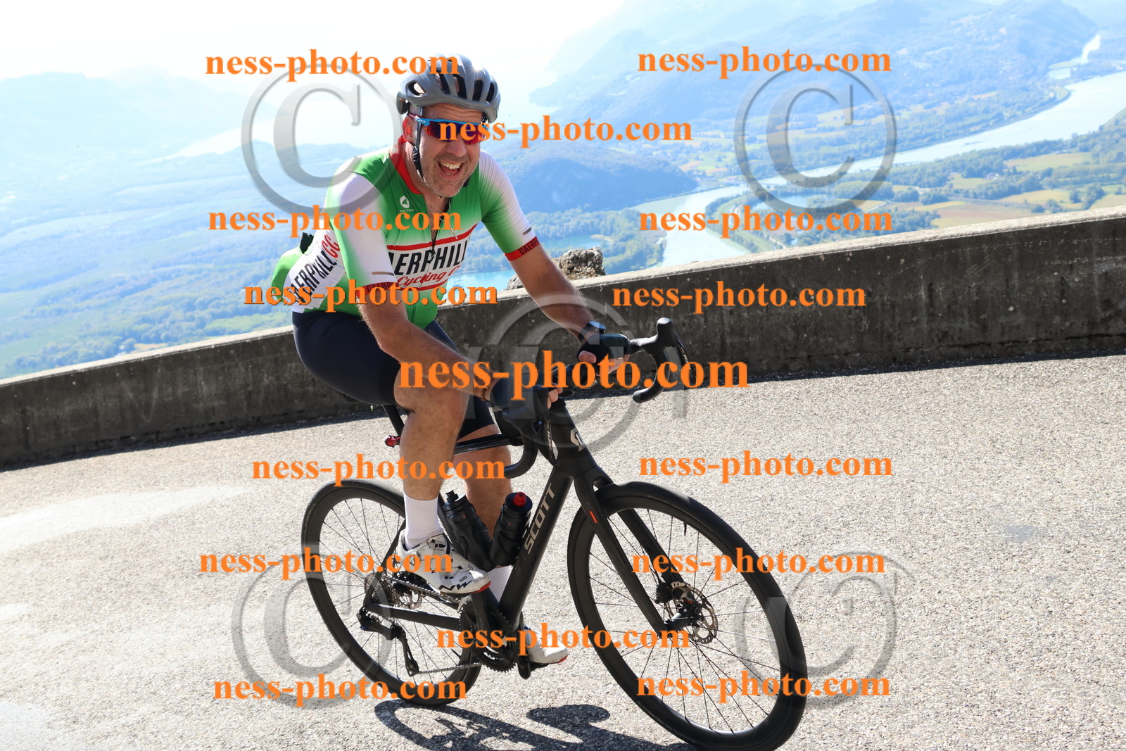 Col du Grand Colombier (238).JPG