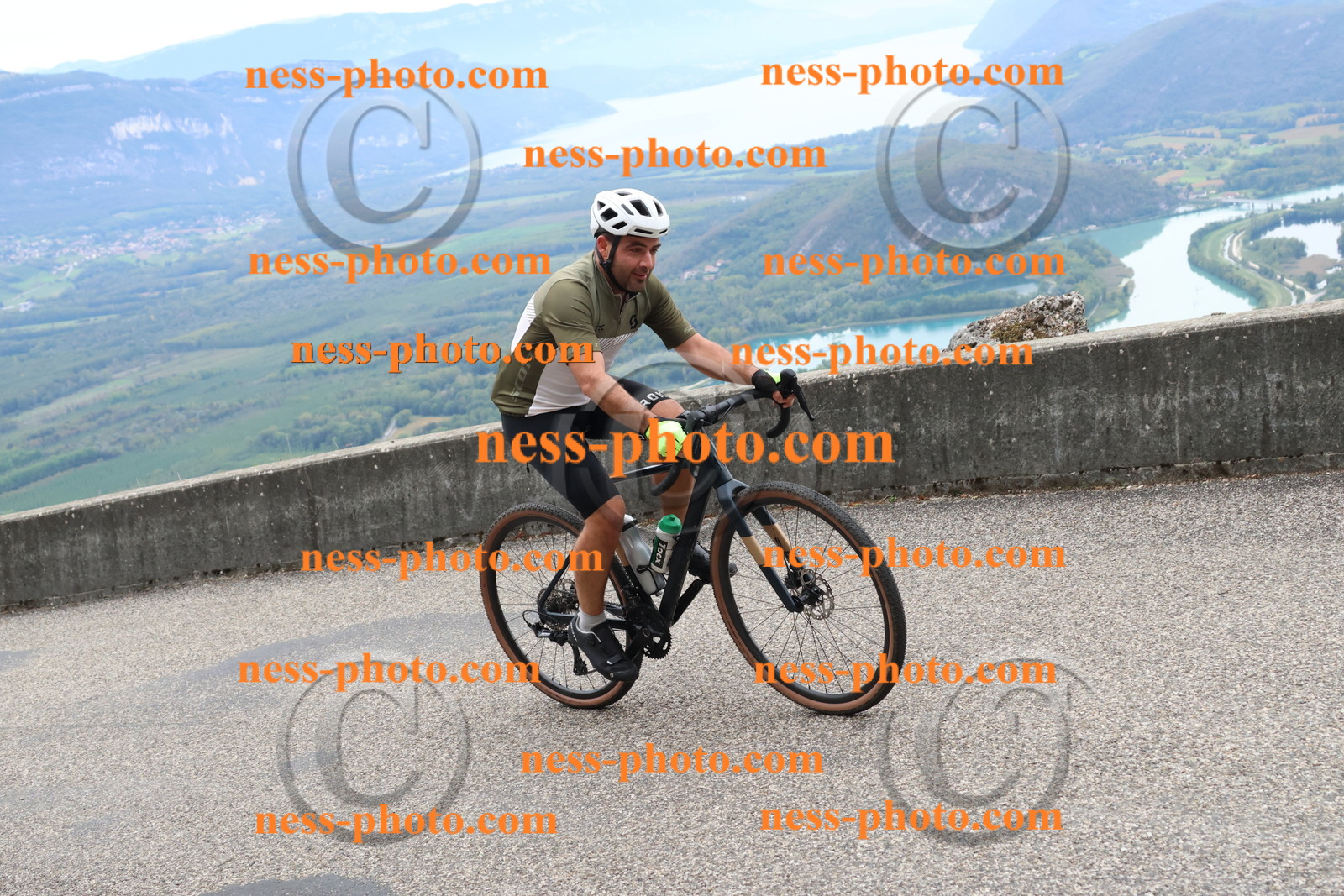 Col du Grand Colombier (2370).JPG