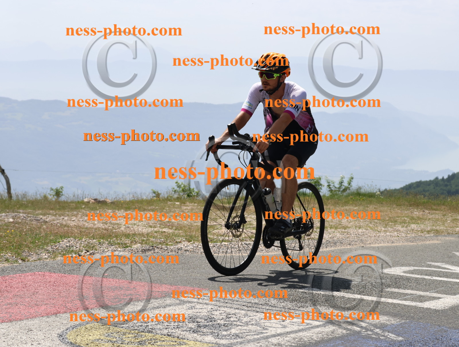 Col du grand Colombier (2054).JPG