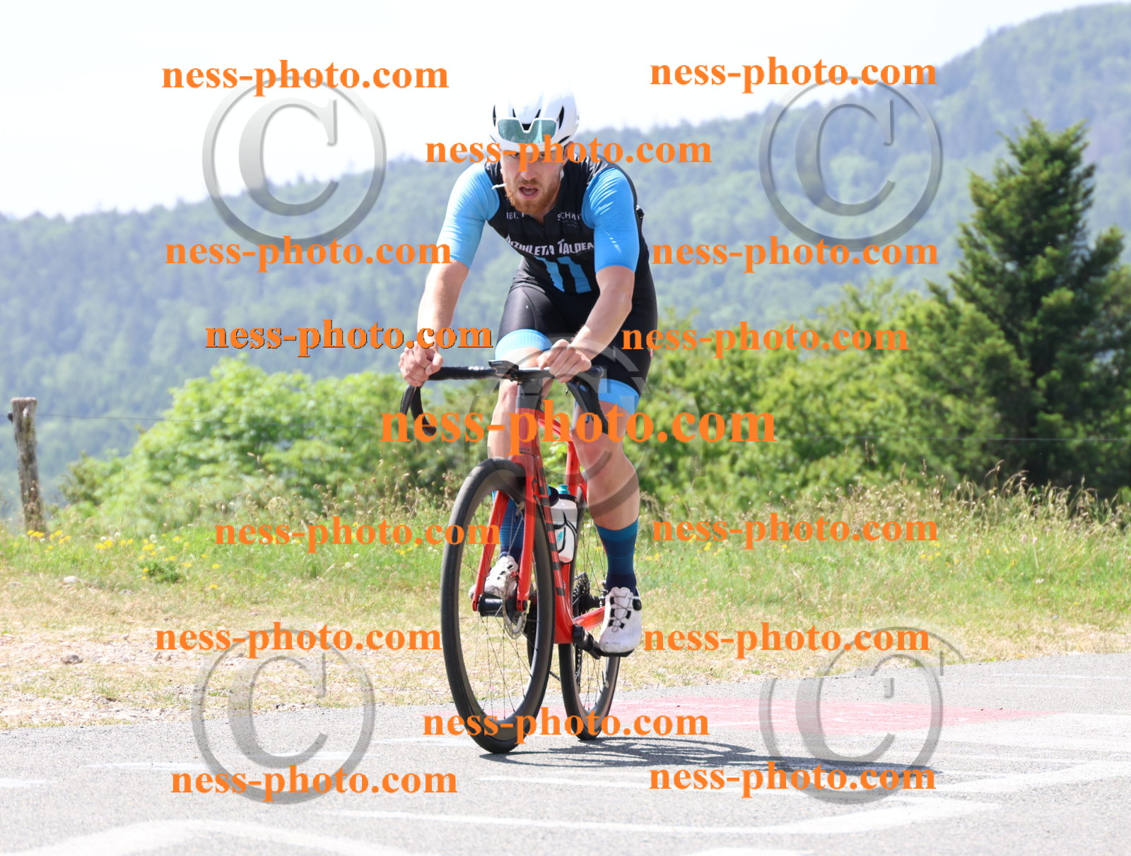 Col du grand Colombier (1564).JPG