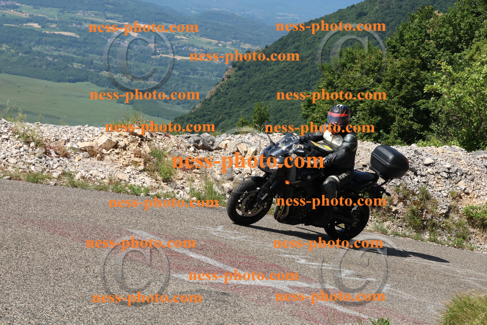 Col du Grand Colombier (32).JPG